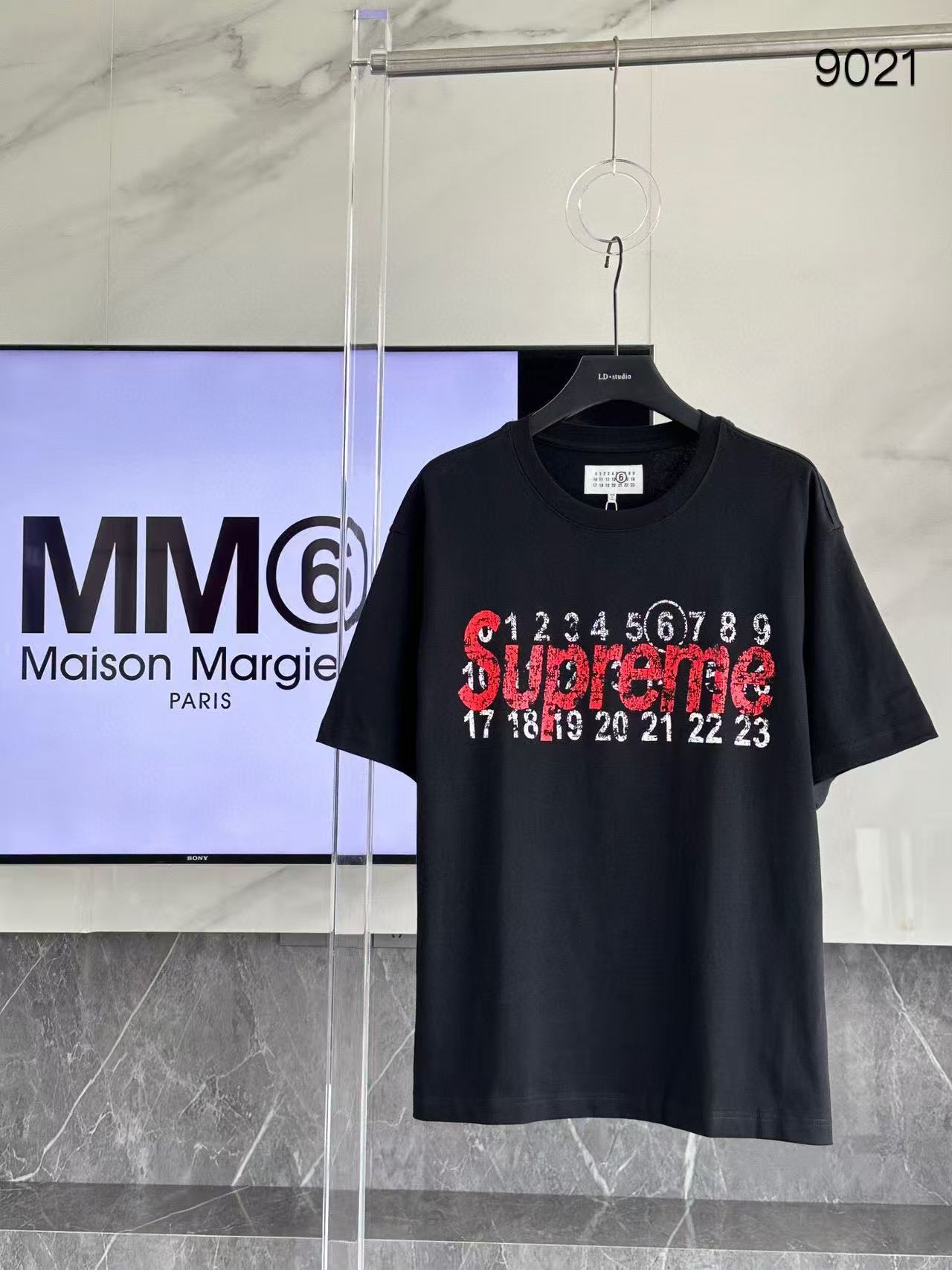 Supreme スュプリーム MM6 メゾンマルジェラ フラットTシャツ 全2色 - 画像 2