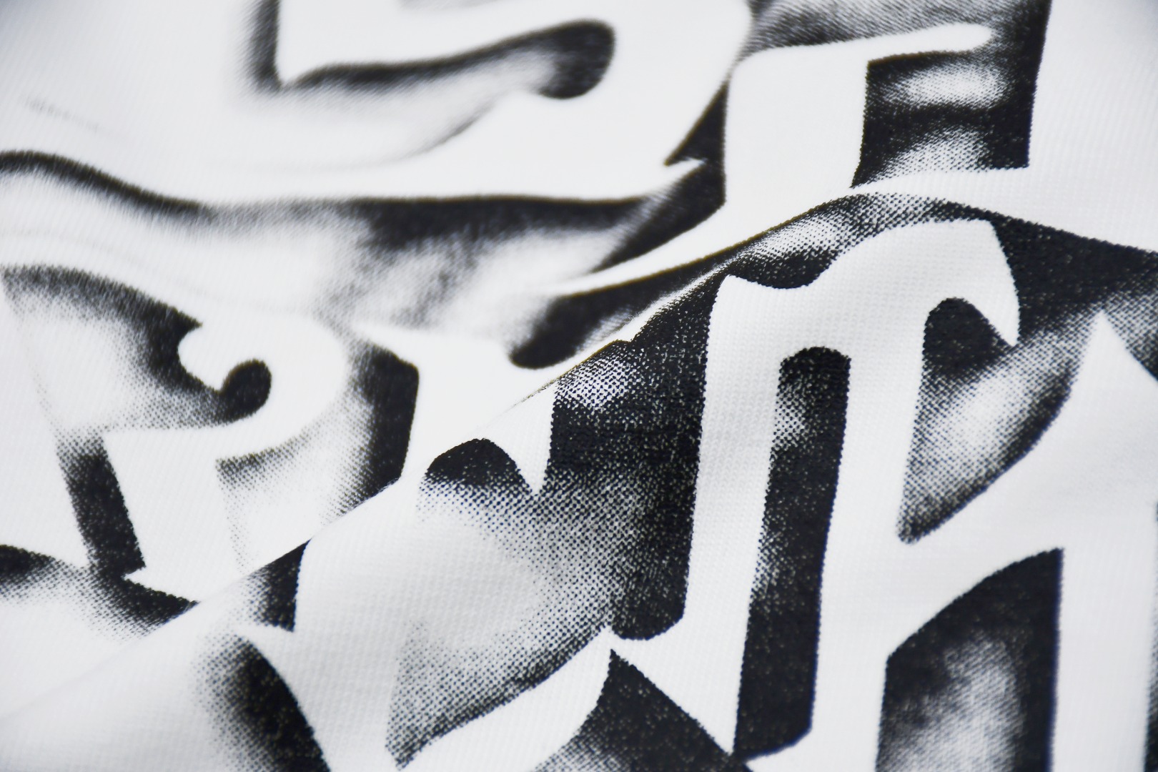 SUPREME スュプレム ロゴTシャツ 本革 通勤 通学 全2色 - 画像 4