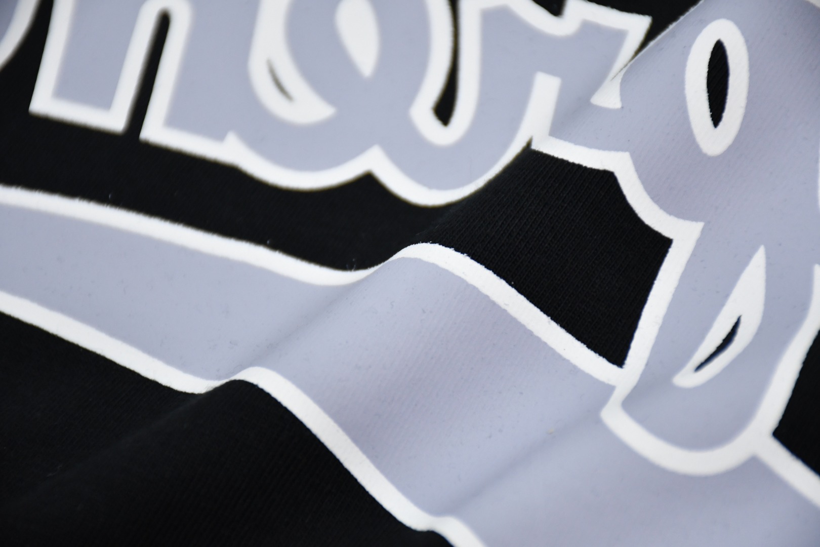 Supreme スュプリーム ロゴTシャツ バックワーズロゴ 3色展開 - 画像 3