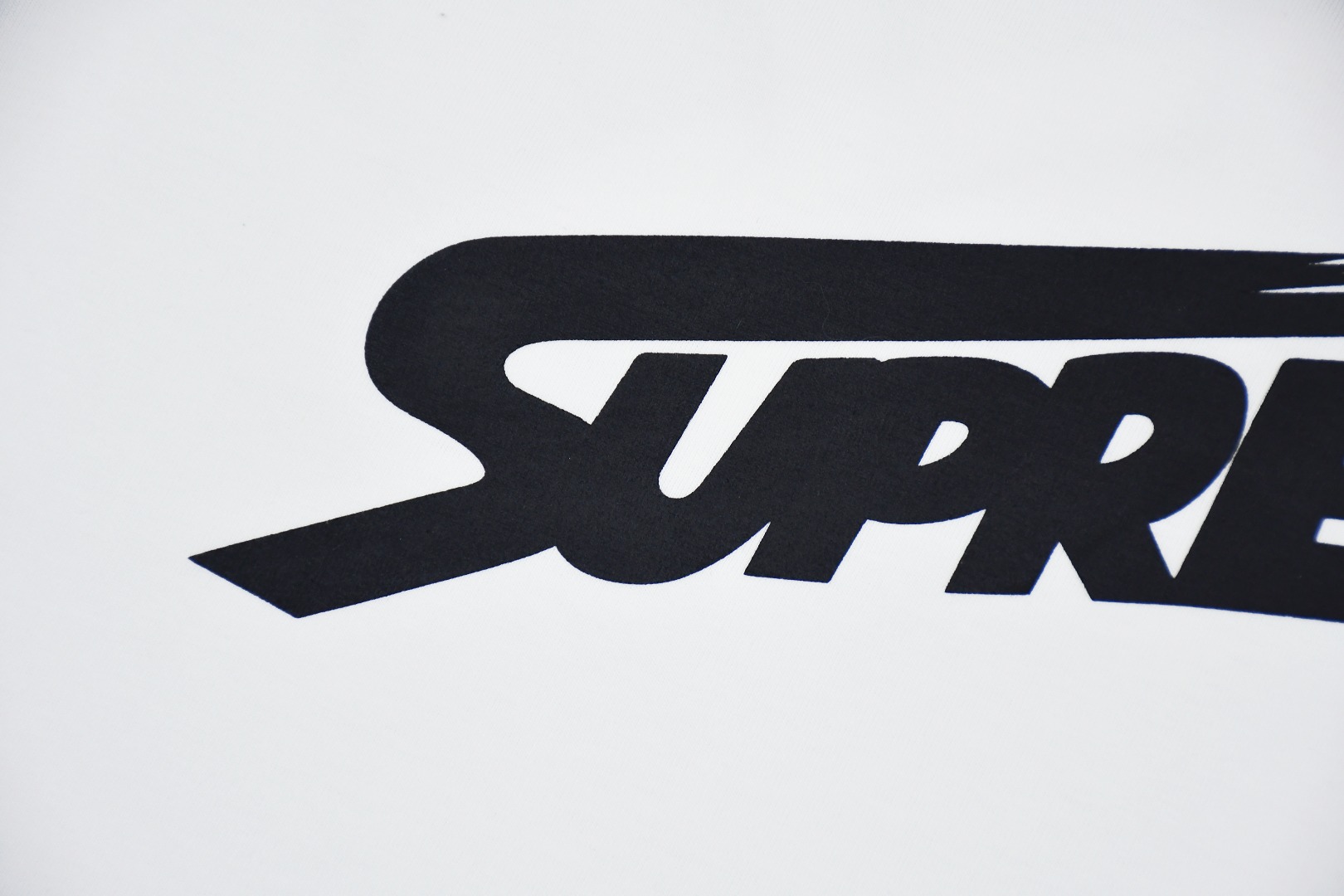 SUPREME スュプリーム メンズTシャツ 本革 ブラック ホワイト 全2色 - 画像 7