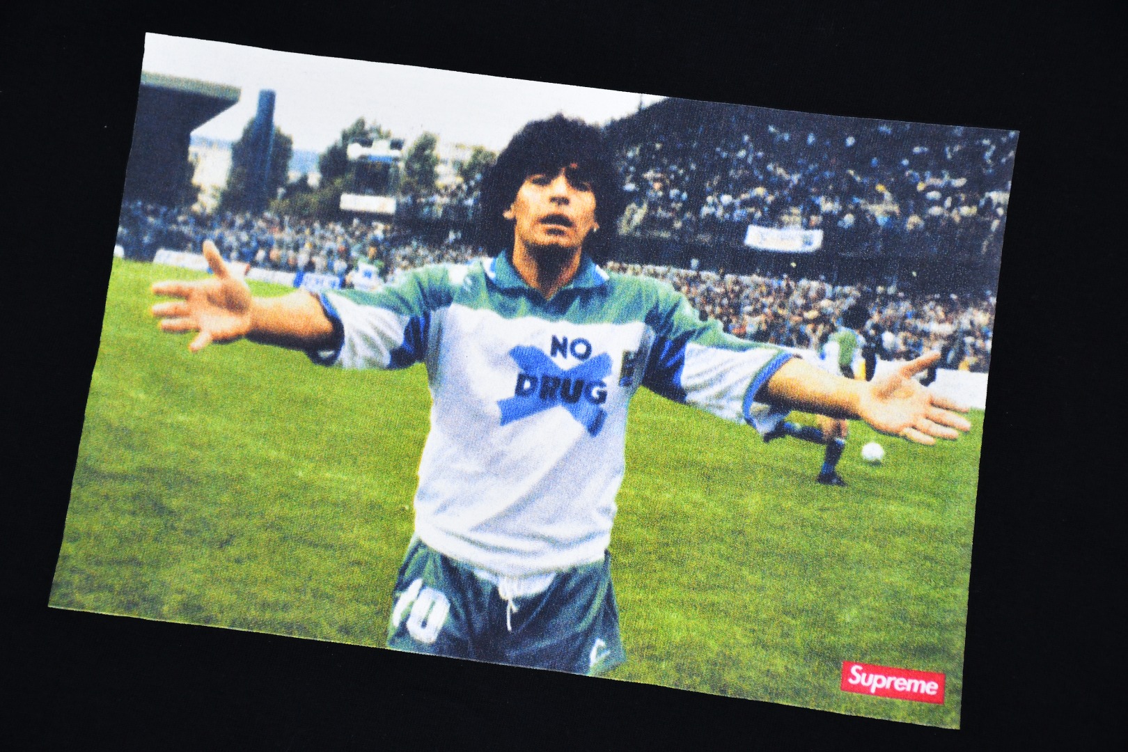 Supreme スーパーイエロー マラドーナTシャツ ホワイト ブラック 全2色 - 画像 5