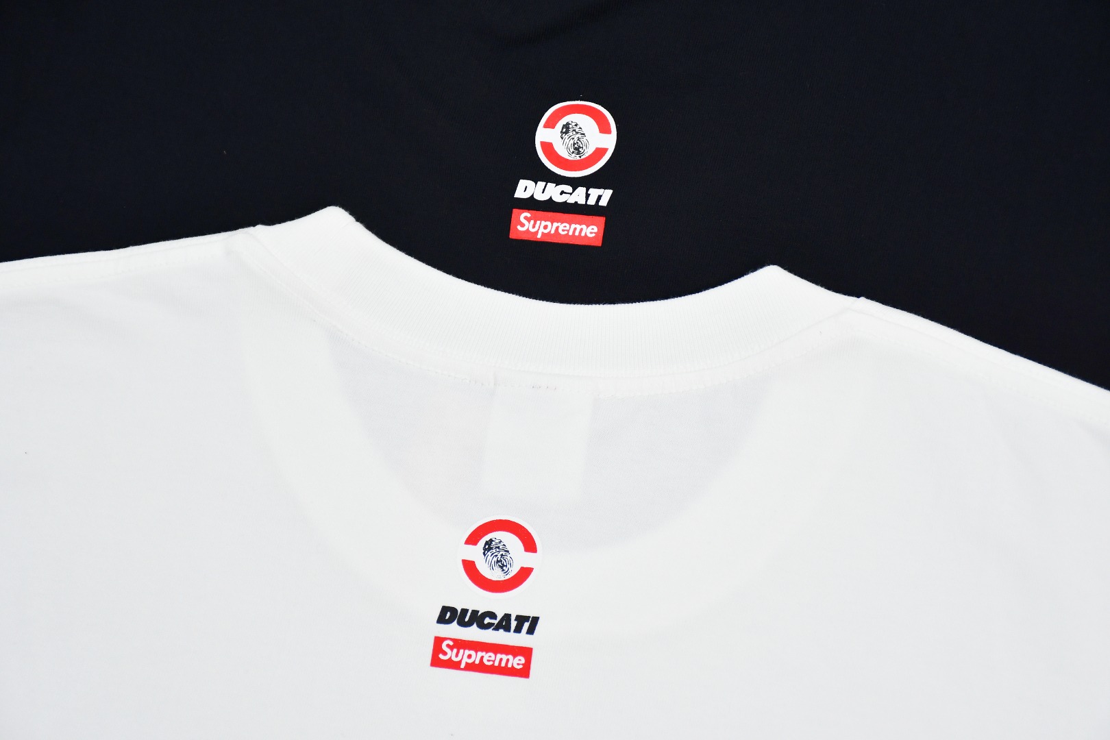 SUPREME スュプリーム ドゥカティ ロゴTシャツ ブラック ホワイト 全2色 - 画像 4