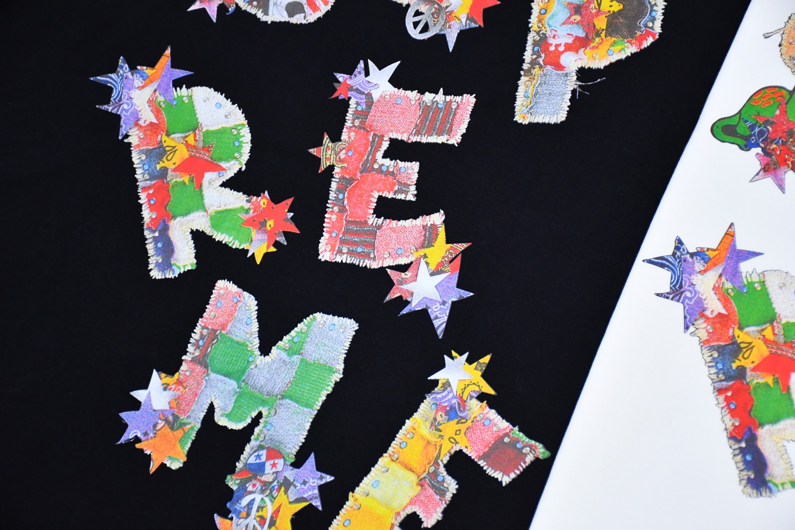 SUPREME スュプリーム パッチワークTシャツ 色付きロゴ文字プリントTシャツ ブラック ホワイト 全2色 - 画像 2