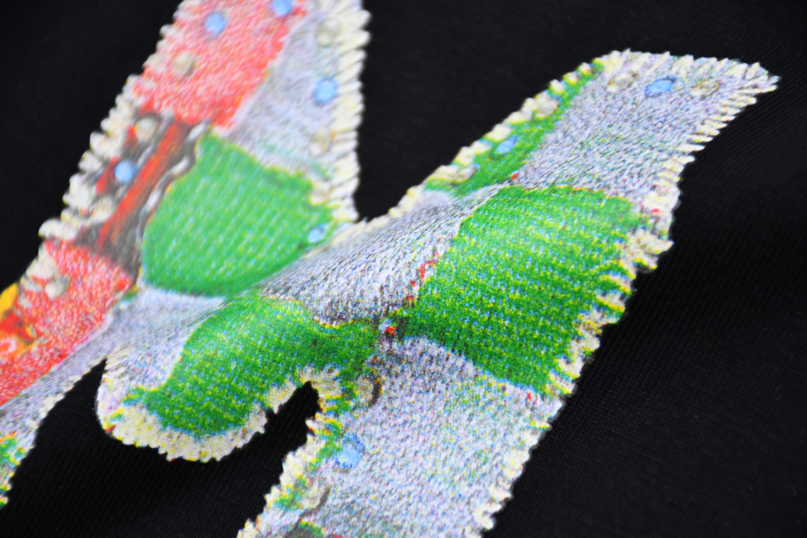 SUPREME スュプリーム パッチワークTシャツ 色付きロゴ文字プリントTシャツ ブラック ホワイト 全2色 - 画像 3