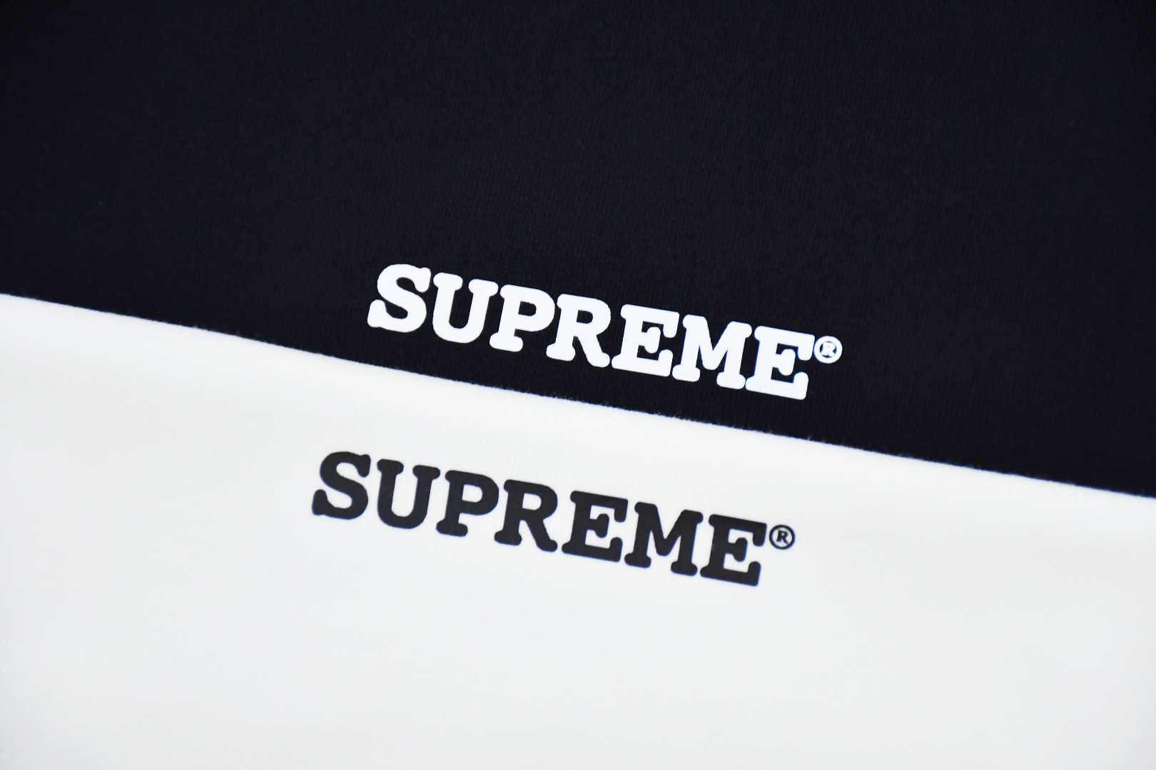 SUPREME スュプリーム パッチワークTシャツ 色付きロゴ文字プリントTシャツ ブラック ホワイト 全2色 - 画像 8