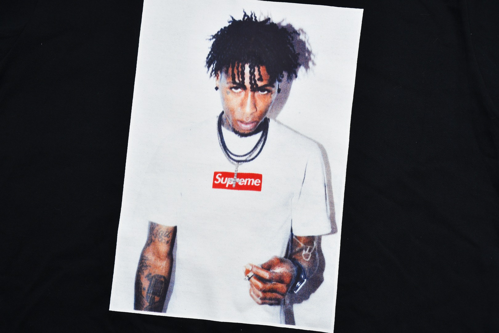 SUPREME スュプリーム 人像プリントTシャツ 全2色 - 画像 5