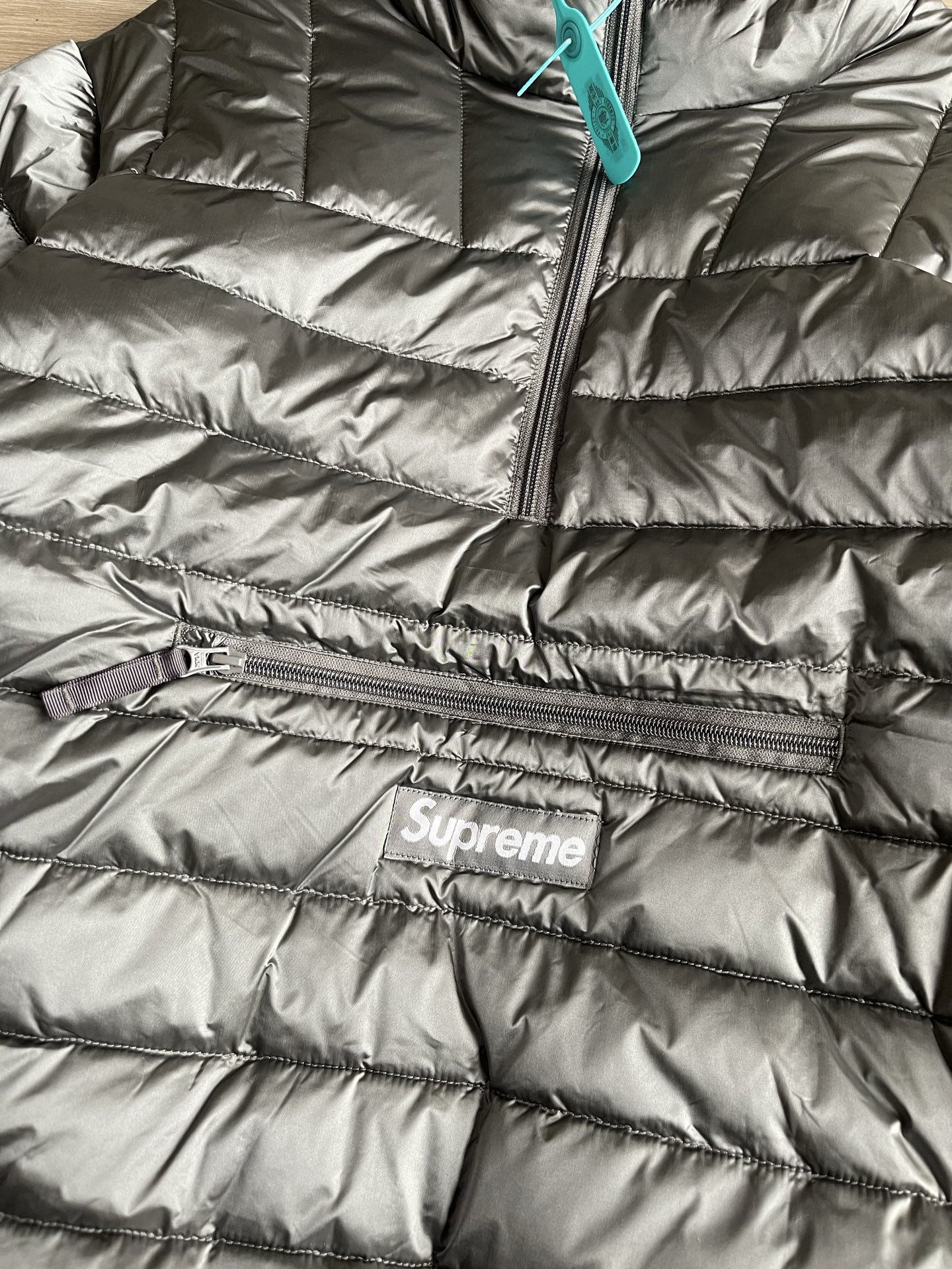 SUPREME スュプレム クオントン ダウンジャケット ブラック ピンク グレー 全3色 - 画像 6