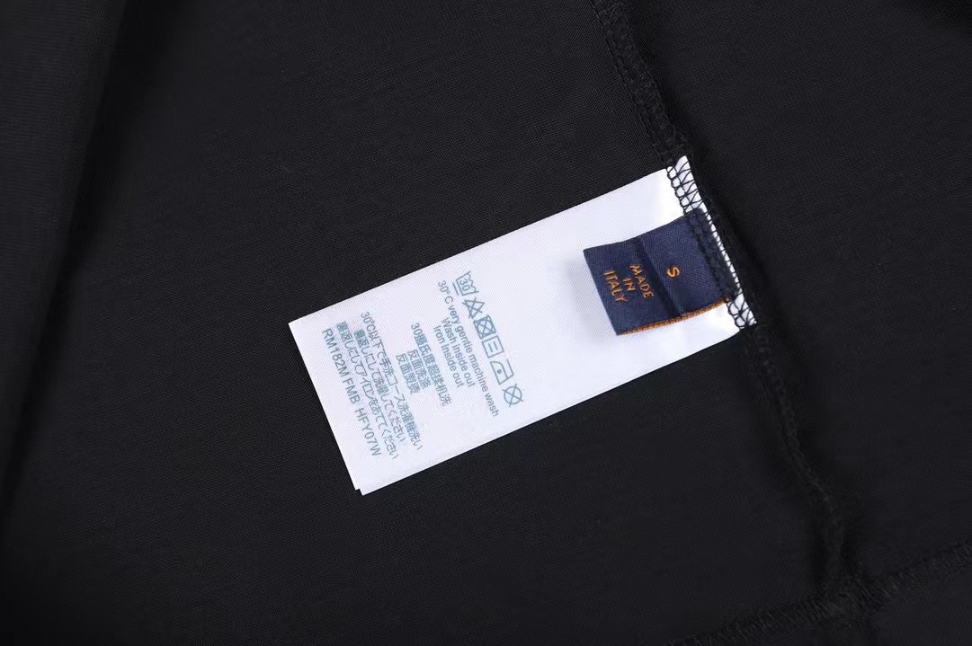LOUIS VUITTON ルイヴィトン グラフィックTシャツ ロゴプリント ブラック - 画像 7