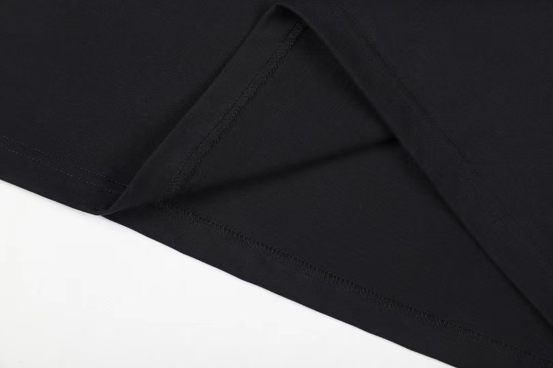 LOUIS VUITTON ルイヴィトン グラフィックTシャツ ロゴプリント ブラック - 画像 9