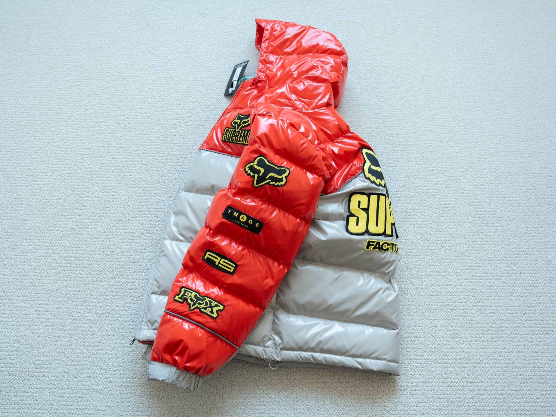 SUPREME スーパーイースト ファクトリーチーム コラボ ダウンジャケット 全2色 - 画像 5