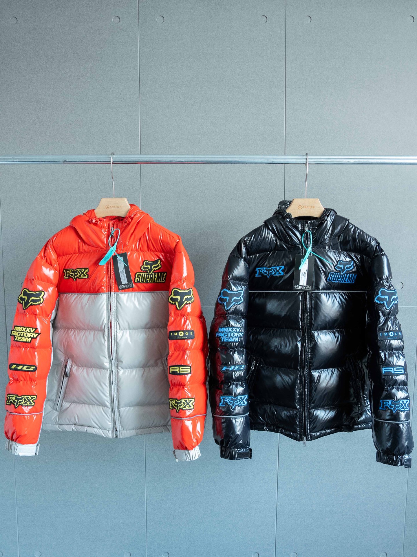 SUPREME スーパーイースト ファクトリーチーム コラボ ダウンジャケット 全2色