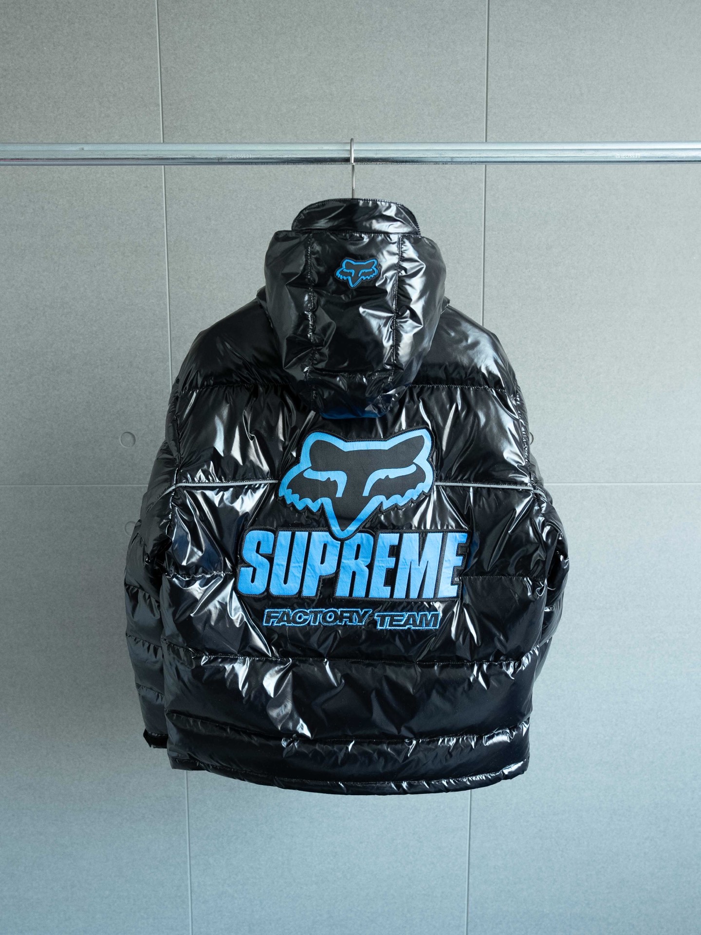 SUPREME スーパーイースト ファクトリーチーム コラボ ダウンジャケット 全2色 - 画像 6