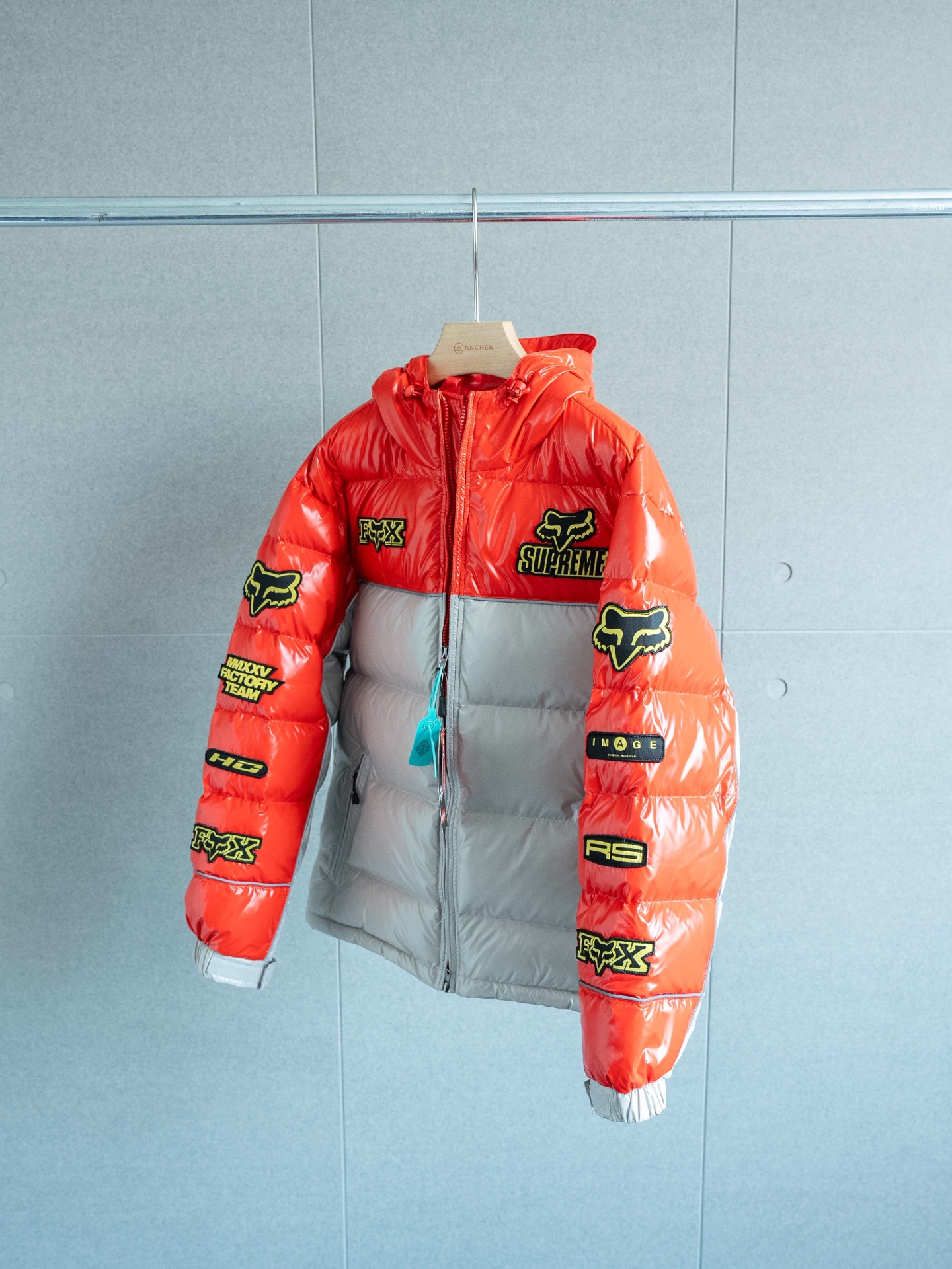 SUPREME スーパーイースト ファクトリーチーム コラボ ダウンジャケット 全2色 - 画像 8