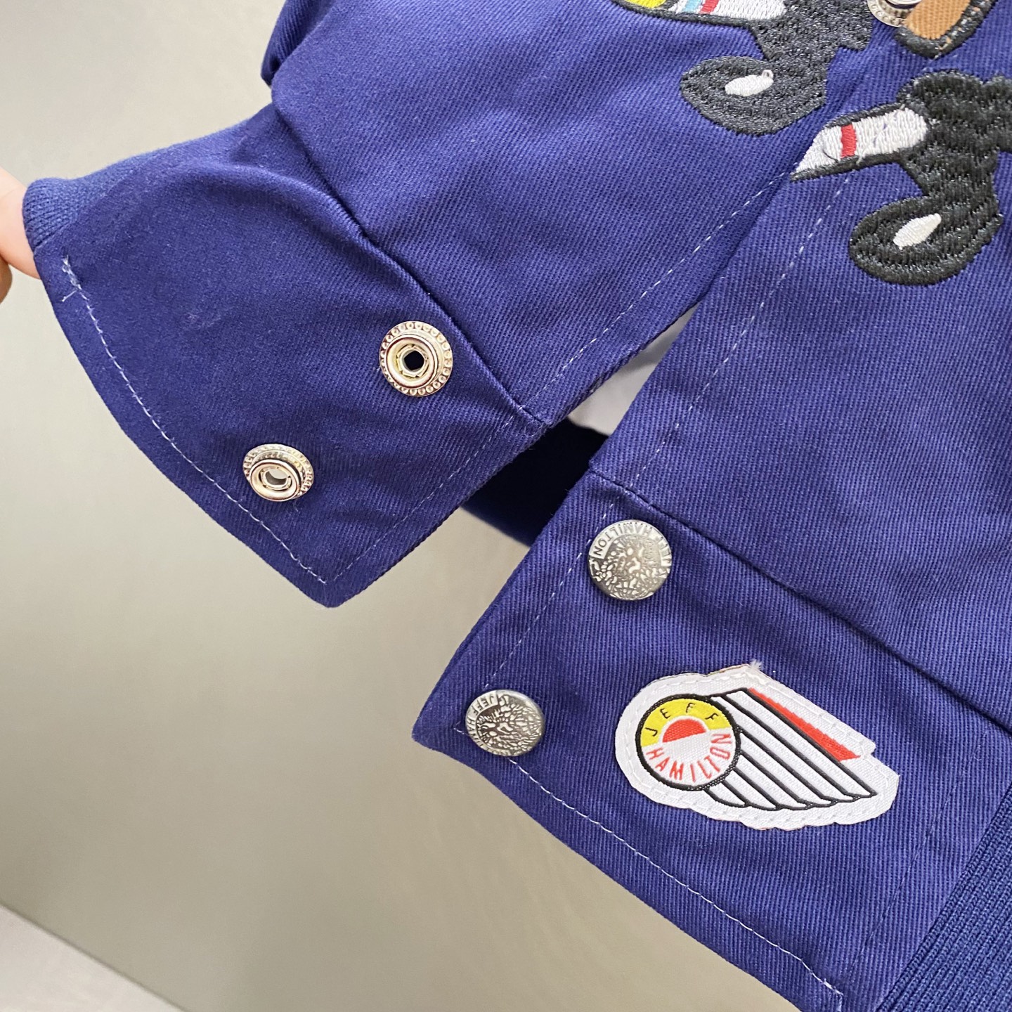 SUPREME スーパー ファッションジャケット スpongeBob スクウェアパンツ コラボ 94 号 ブラック ホワイト ピンク 全3色 - 画像 4