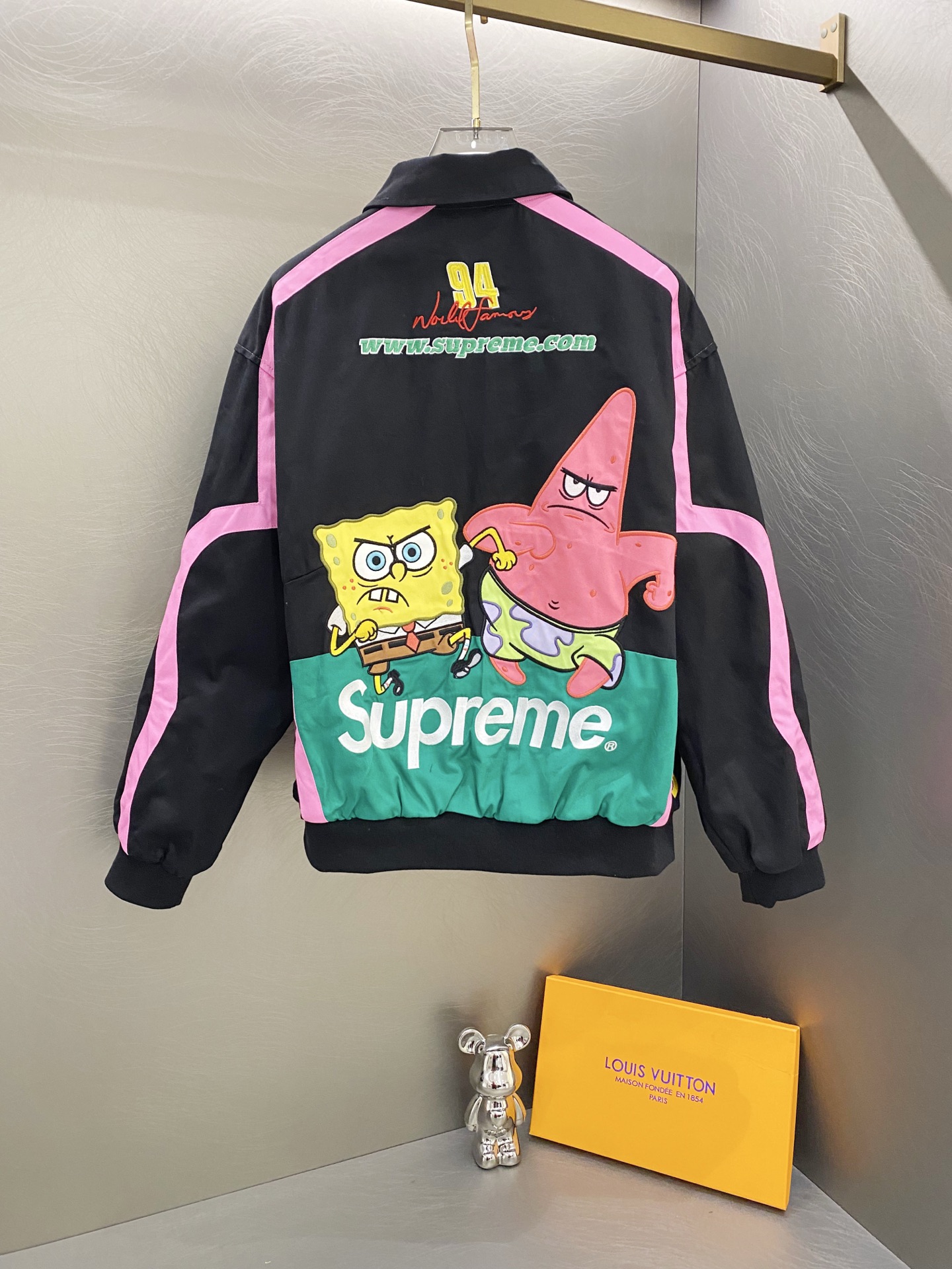 SUPREME スーパー ファッションジャケット スpongeBob スクウェアパンツ コラボ 94 号 ブラック ホワイト ピンク 全3色 - 画像 9
