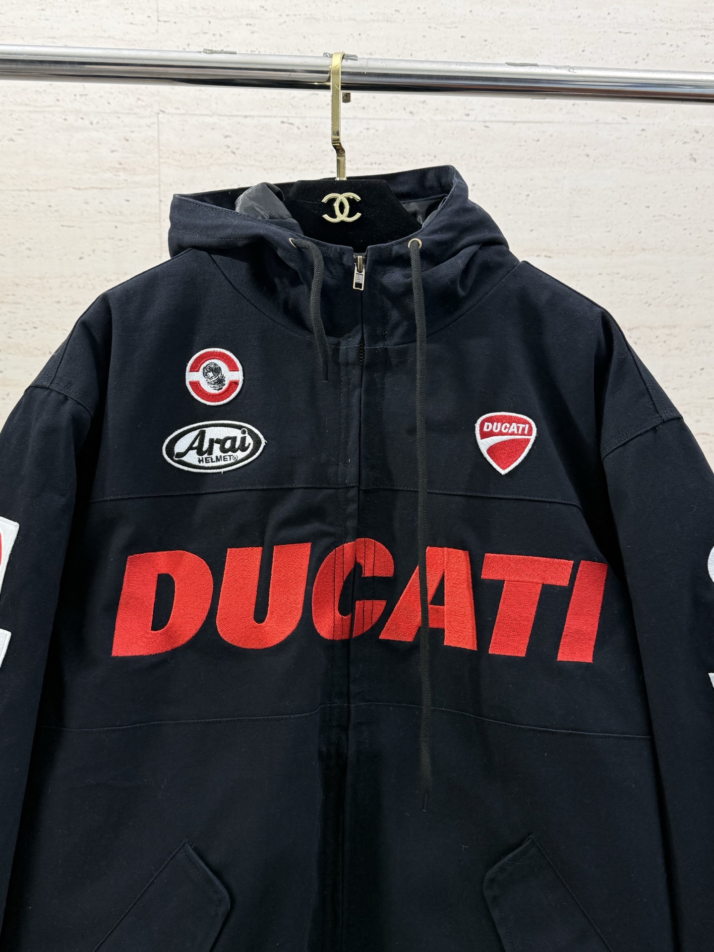 P530 SUPREME スーパーイ フード付きレーシングジャケット ファッションブラック - 画像 5