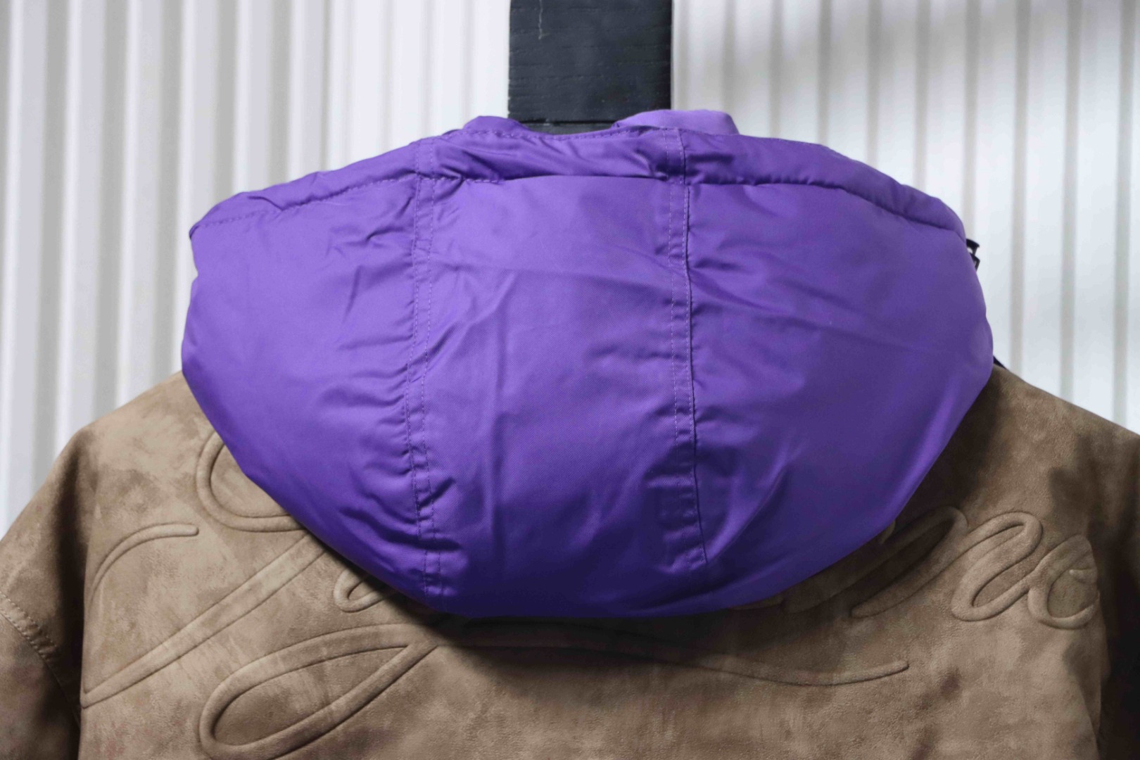 Supreme スプリーム レザーヨークパッフルジャケット 90白鸭绒 ポケット付き ハンチング ブラック ホワイト パープル 全3色 - 画像 6