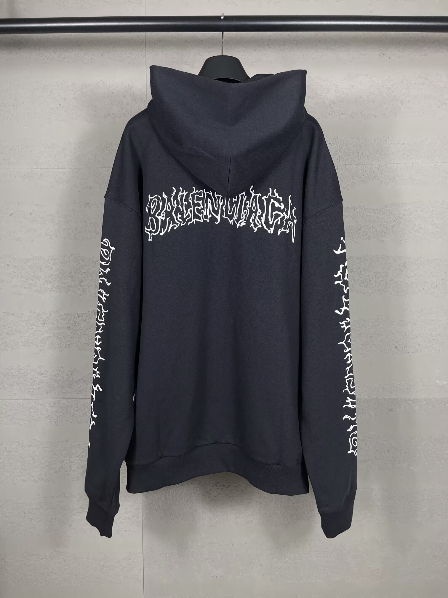 BALENCIAGA バレンシアガ ハローファン ロゴプリント フラットカット ロゴ オーバーサイズ リブ カジュアル パーカー - 画像 2