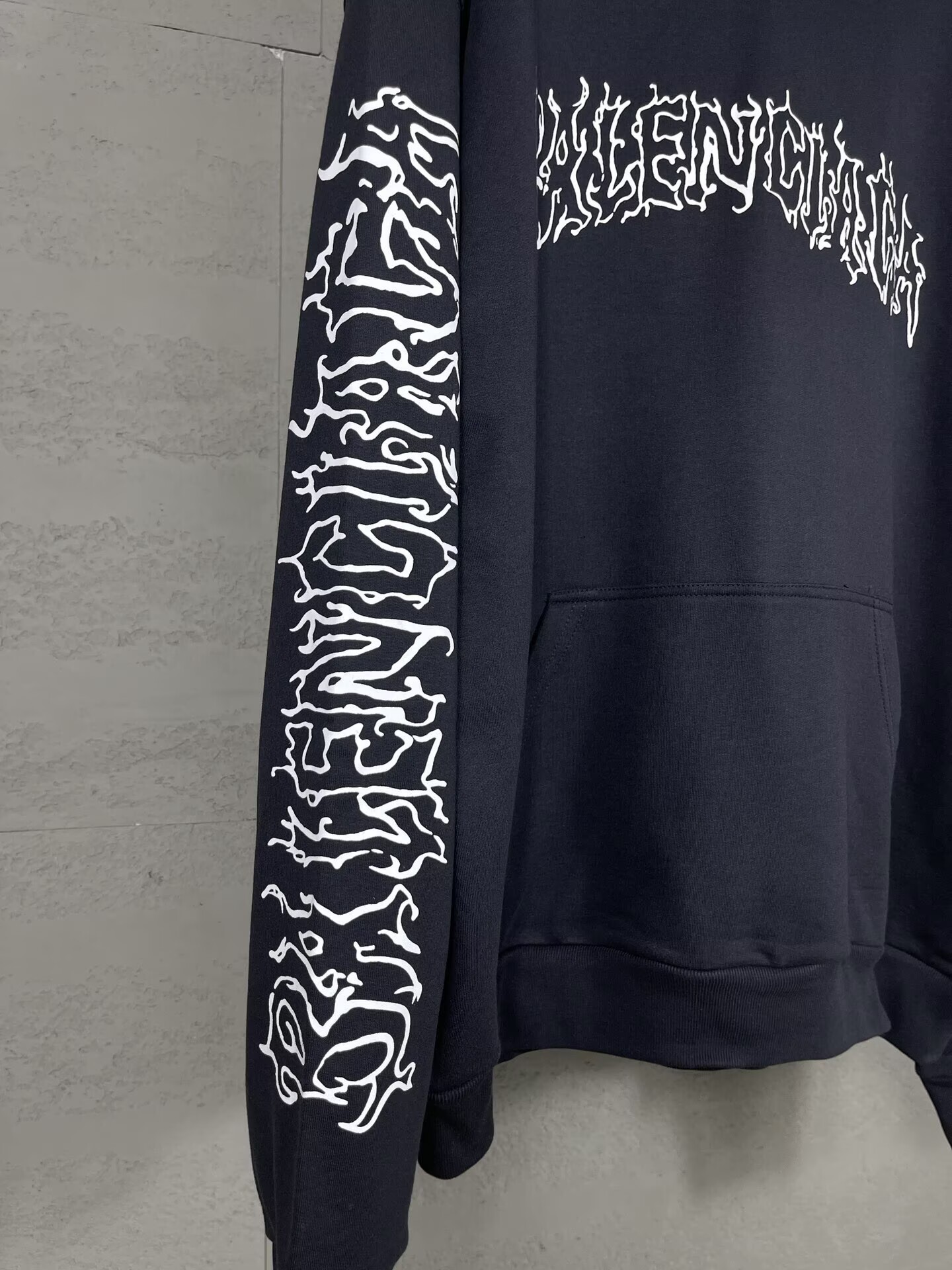 BALENCIAGA バレンシアガ ハローファン ロゴプリント フラットカット ロゴ オーバーサイズ リブ カジュアル パーカー - 画像 5