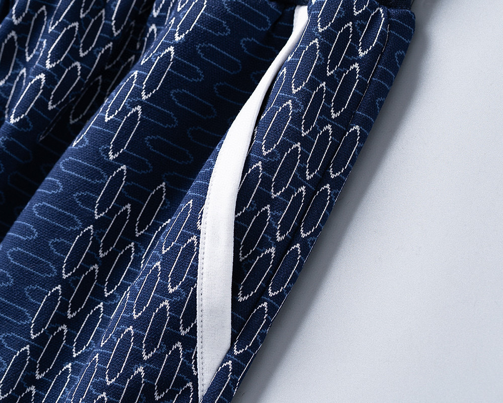 Louis Vuitton上下2点セットアップ　ルイヴィトン　半袖Ｔシャツと半ズボン　LVカジュアルウェア　モノグラム　メンズ　ポロシャツ - 画像 8