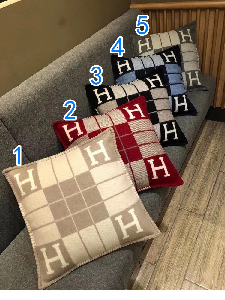 超美品HERMESクッション　アヴァロンIII　Avalon III　WOOL　エルメス　クッション　ウール　5色