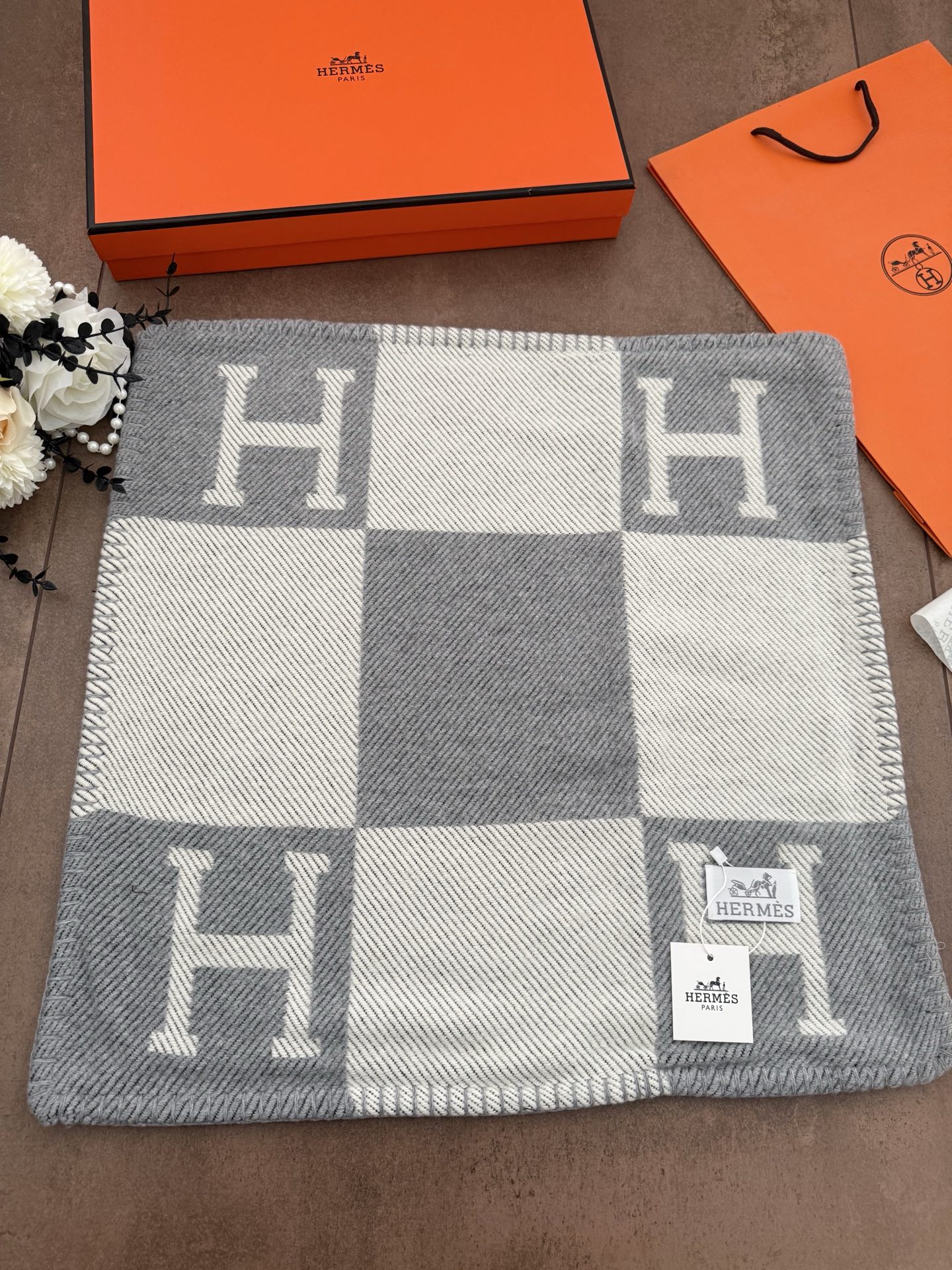HERMES　エルメス　お部屋のアクセントに♪クッション　アヴァロン　Avalon Navy　Cushion　Hチェック柄　抱き枕カバー　まくら座布　団カバー　9色入れ - 画像 7