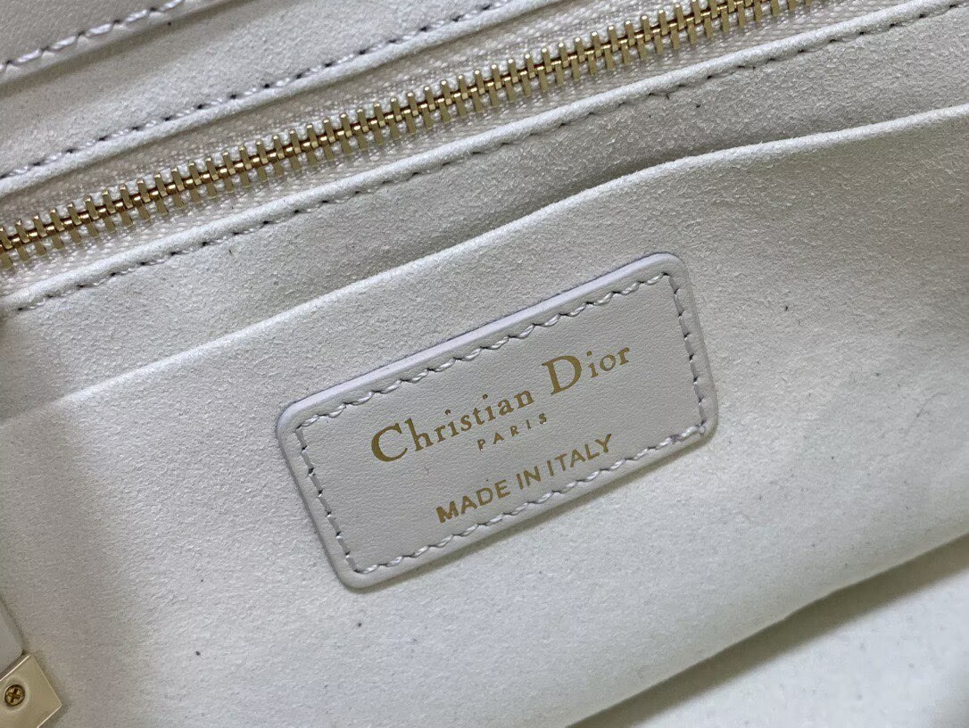 クリスチャン ディオール　レディ ディオール　DIOR　レディ 95.22　バッグ　レディースバッグ　ハンドバッグ　2色在庫 - 画像 14