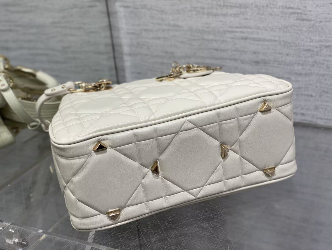 クリスチャン ディオール　レディ ディオール　DIOR　レディ 95.22　バッグ　レディースバッグ　ハンドバッグ　2色在庫 - 画像 12