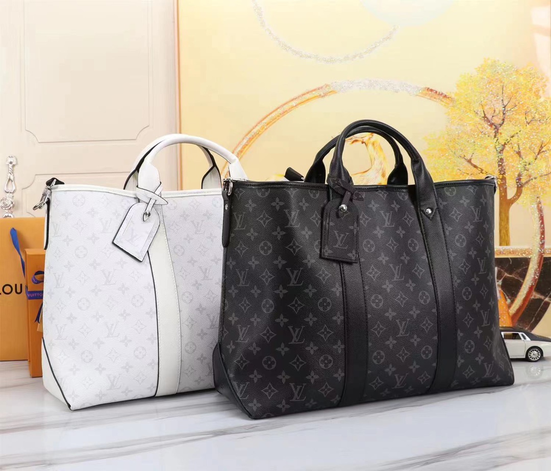 LOUISVUITTON　ルイヴィトン　モノグラムトートバッグ　ウィークエンド・トートNM　ハンドバッグ　通勤/旅行にも　2色