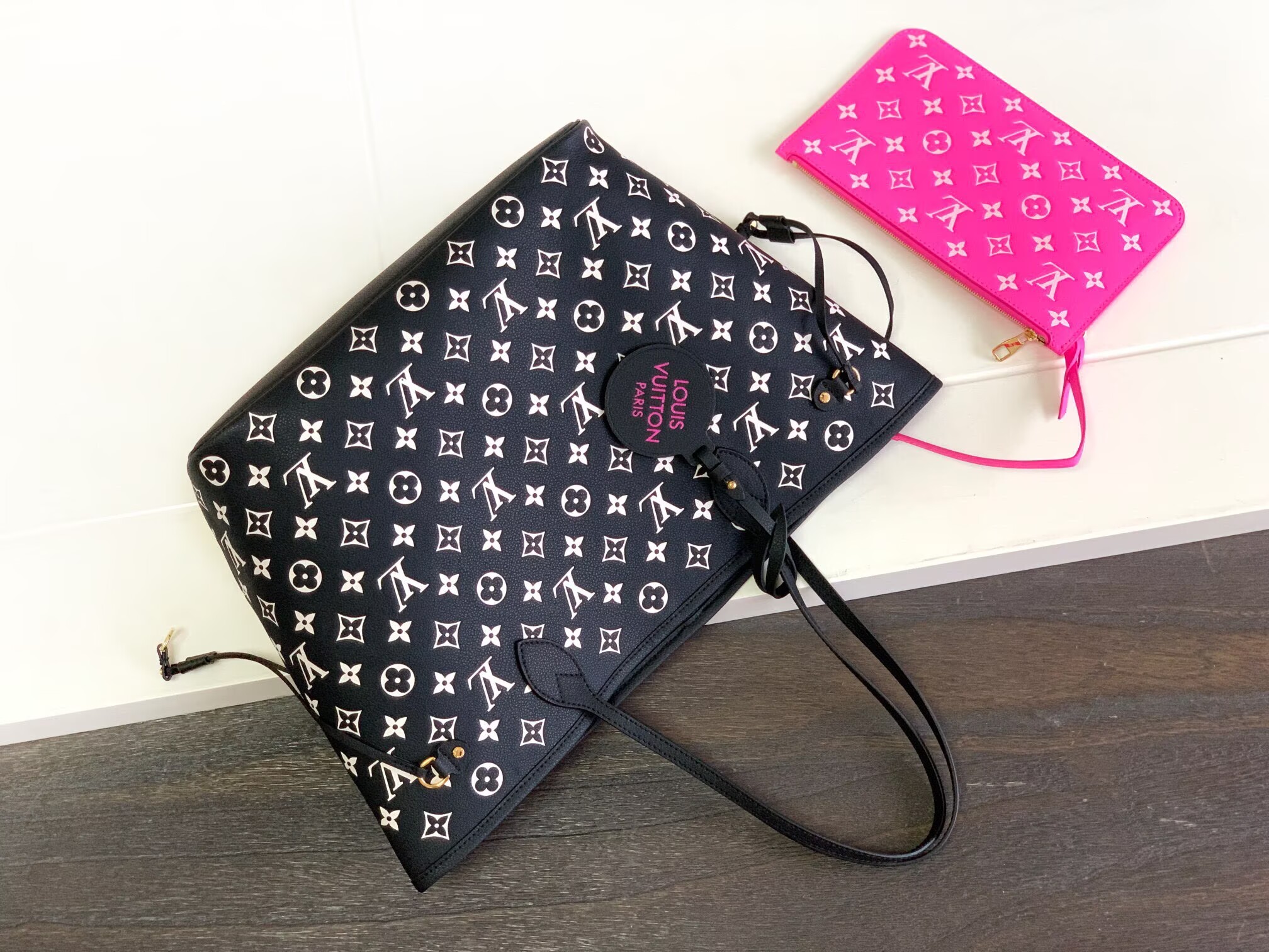 ルイヴィトン Louis Vuitton ネヴァーフル MM モノグラム ハンドバッグ ポーチ付き レディース トートバッグ 定番人気バッグ 2色選択可能 - 画像 4