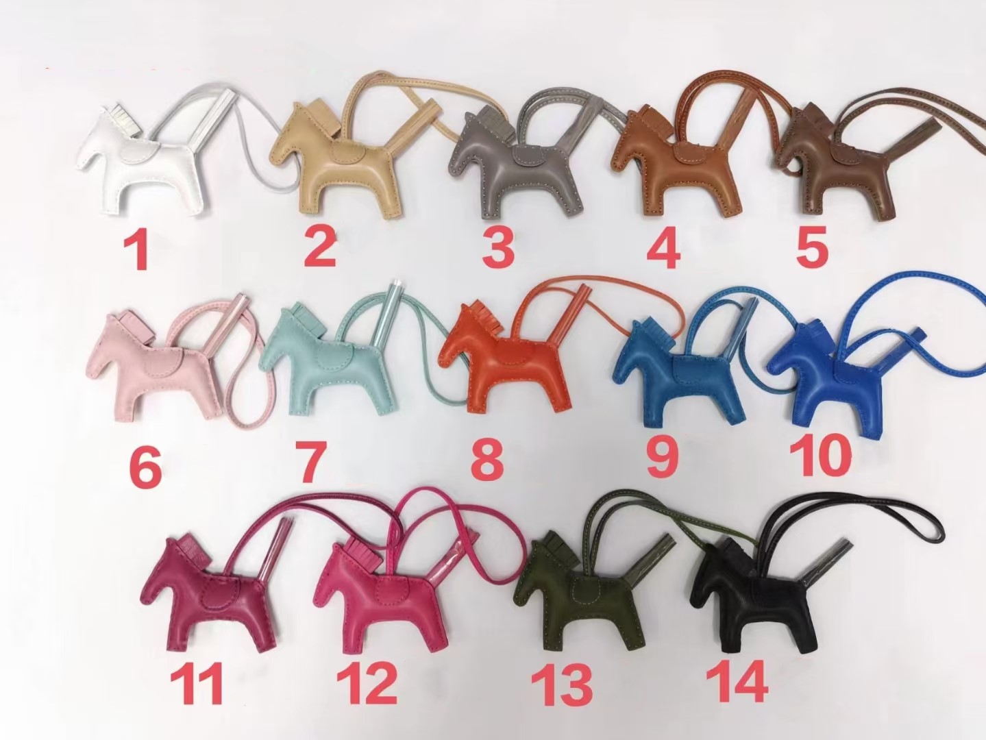 HERMES エルメス ロデオチャームPM モーヴシルベストル