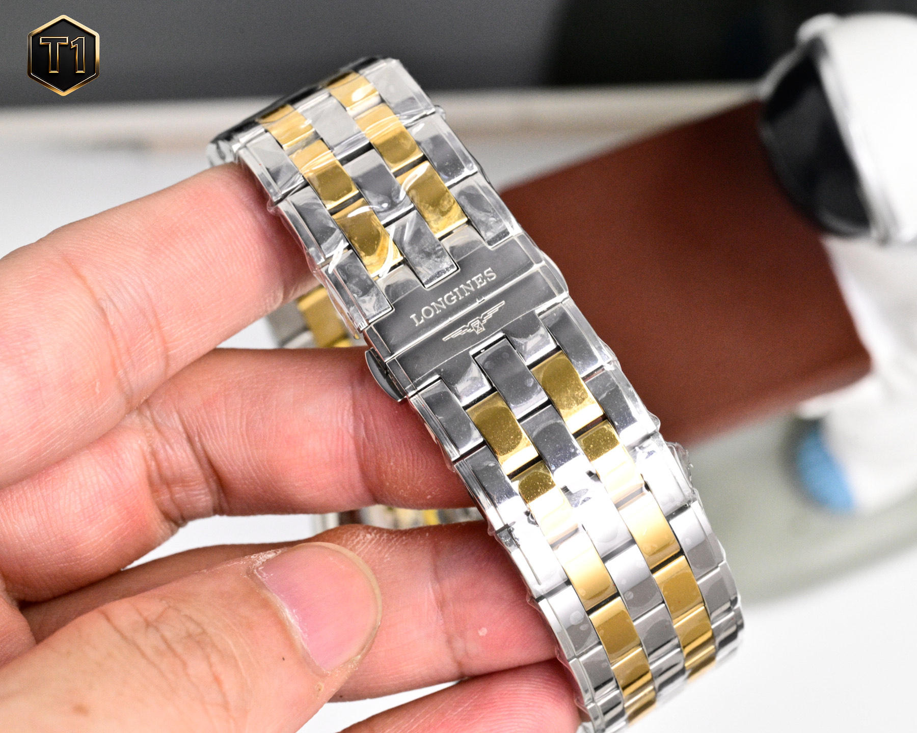 LONGINES ロンジン 腕時計 38.5mm 本革 通勤 全3色 - 画像 8