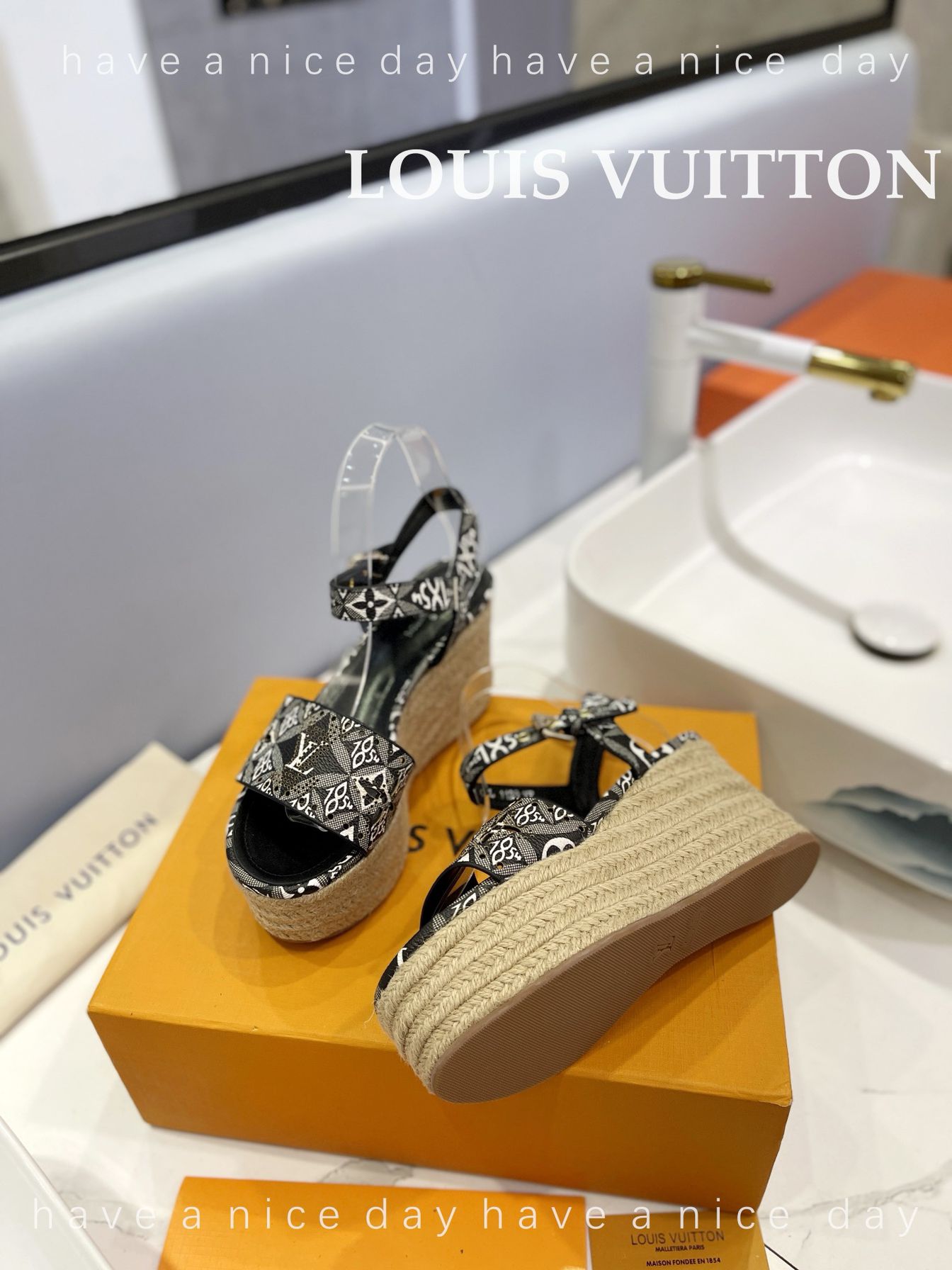 カジュアルオシャレ　Louis Vuitton　ルイヴィトン　ウェッジヒール　サンダル　ビーチサンダル　厚底スリッパ　モノグラム　レディース 　6色