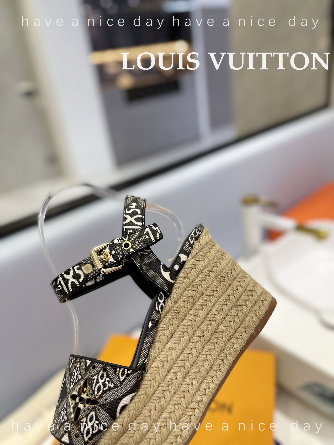 カジュアルオシャレ　Louis Vuitton　ルイヴィトン　ウェッジヒール　サンダル　ビーチサンダル　厚底スリッパ　モノグラム　レディース 　6色