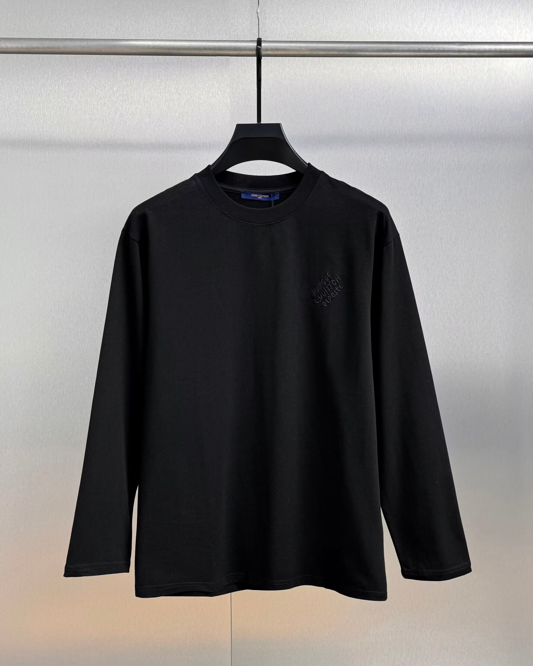 Louis Vuittonルイ・ヴィトン メンズ ロングスリーブTシャツ 黒/白 2色入 - 画像 3