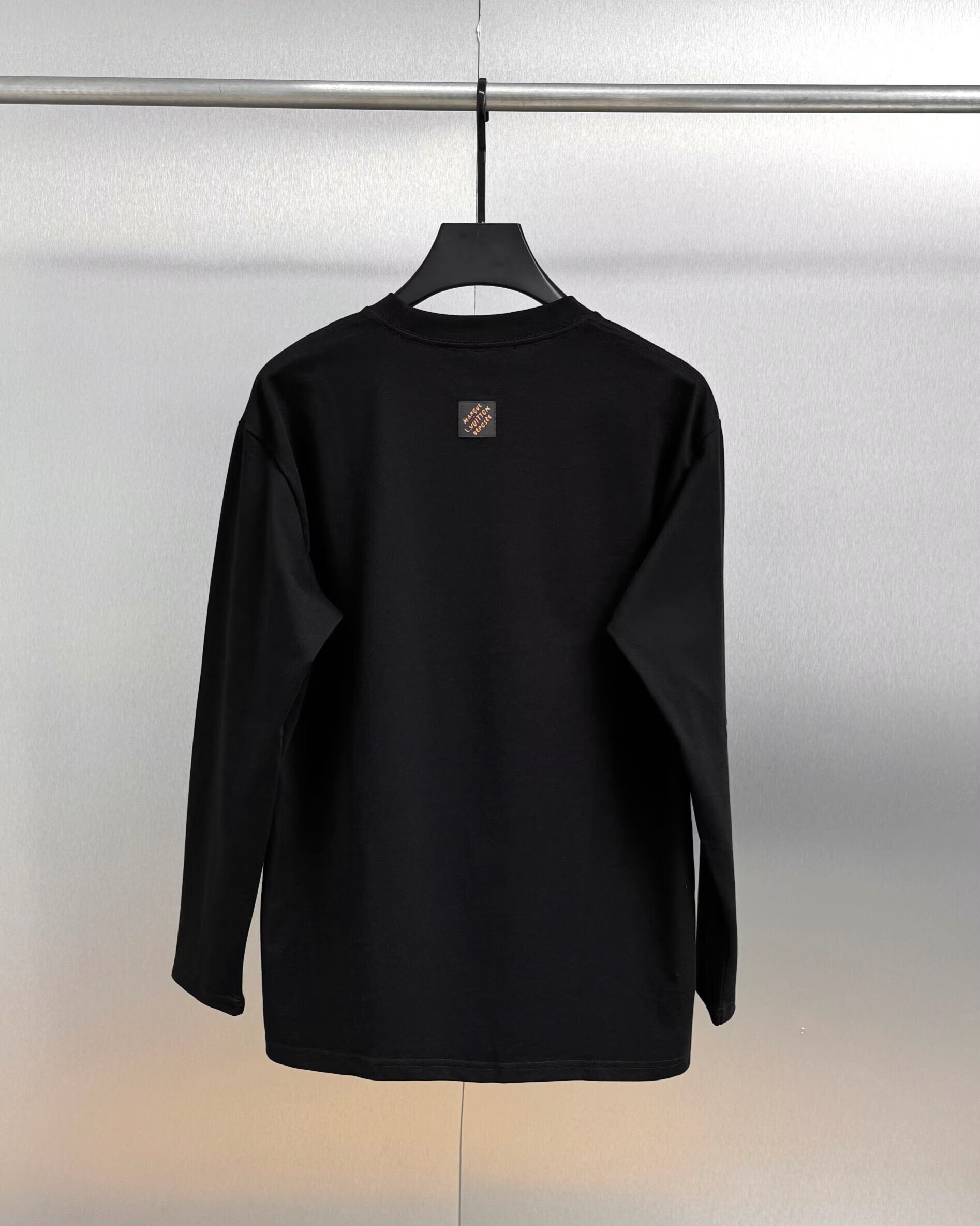 Louis Vuittonルイ・ヴィトン メンズ ロングスリーブTシャツ 黒/白 2色入 - 画像 6