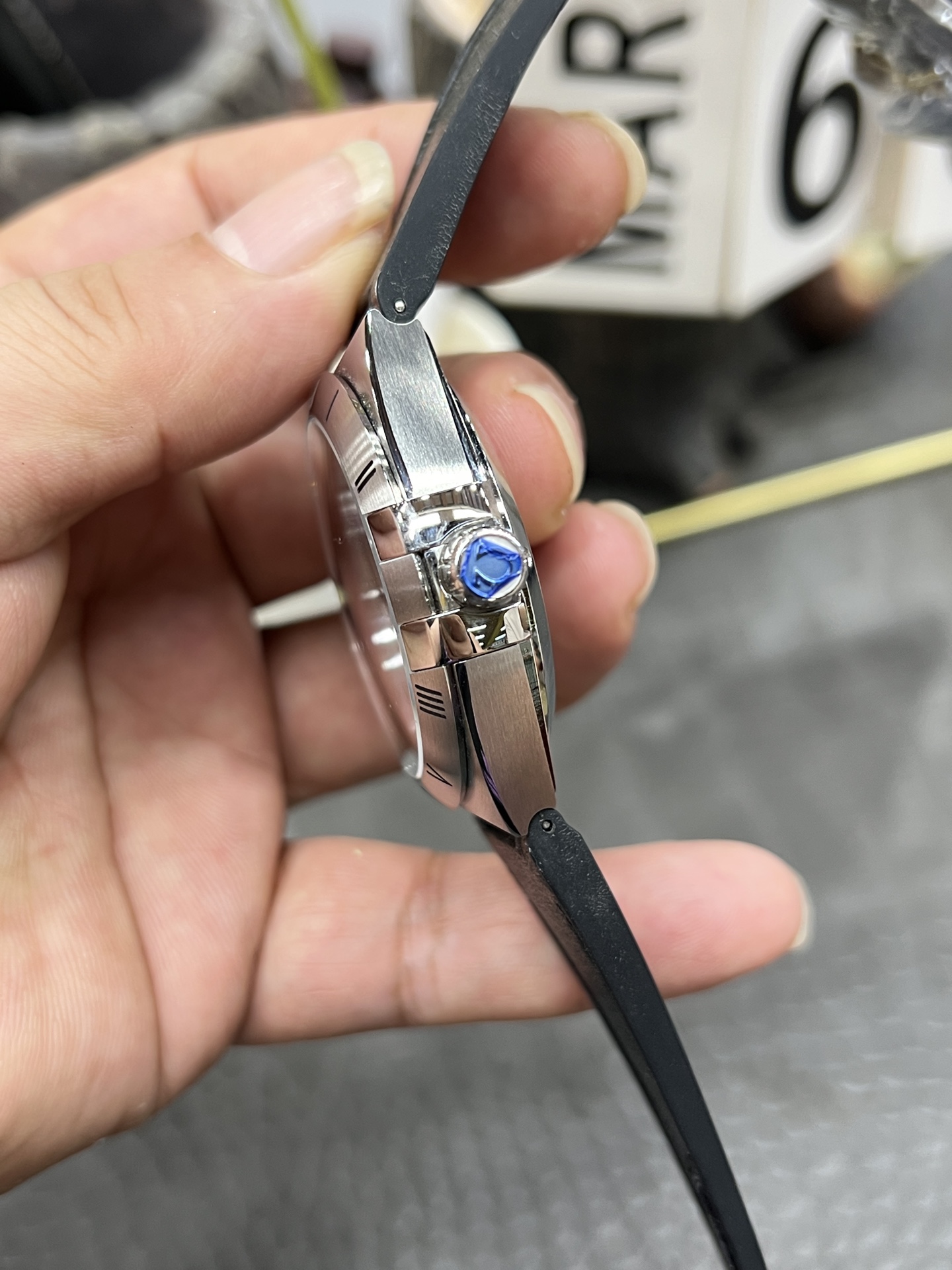 OMEGA オメガ ファルコン 41mm ステンレススチール 電池不要 ブラック - 画像 6