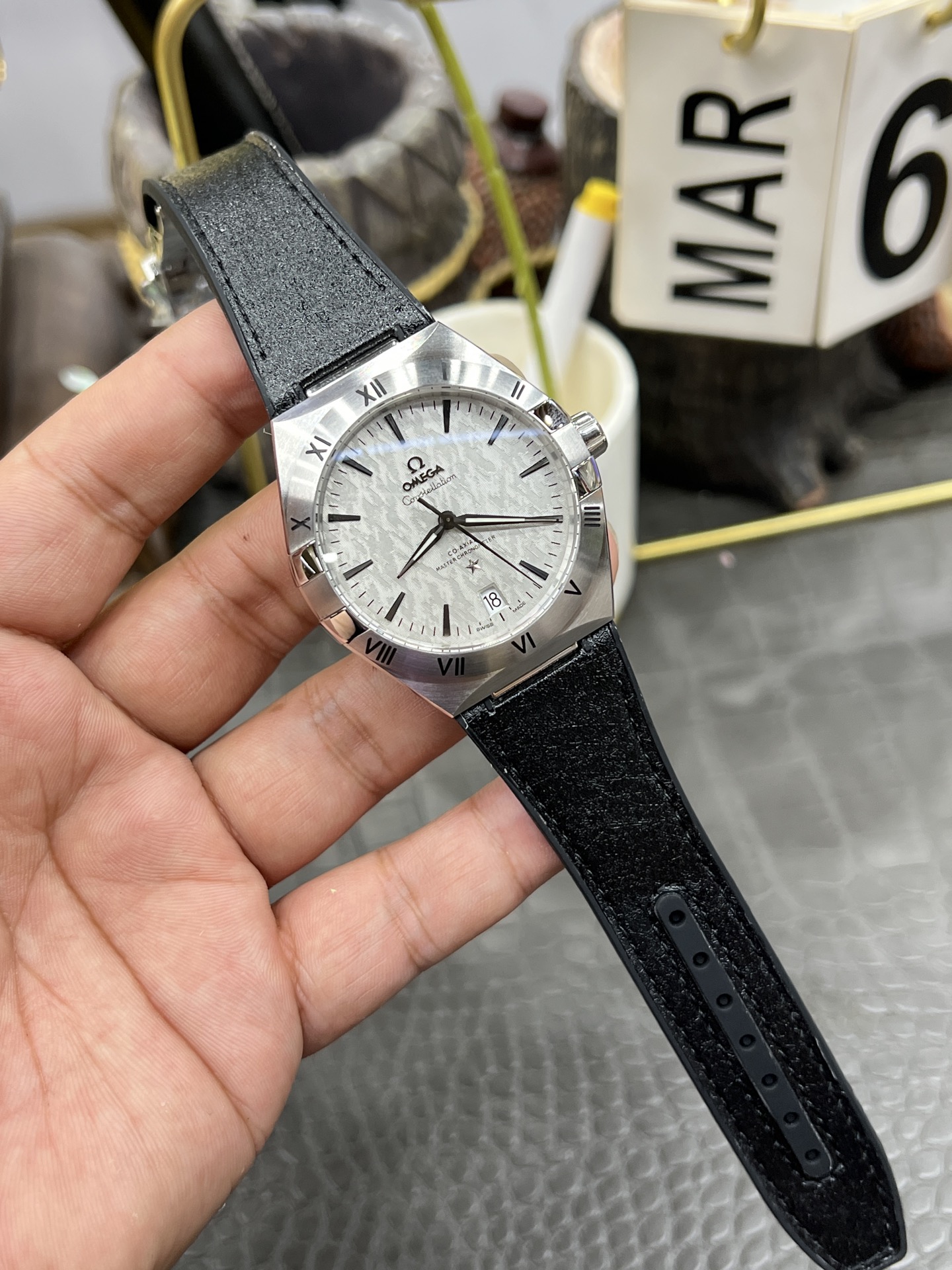 OMEGA オメガ ファルコン 41mm ステンレススチール 電池不要 ブラック - 画像 9