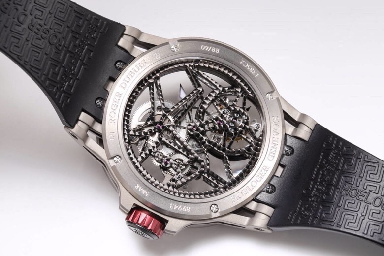 ROGER DUBUIS ロジェデュビュイ 腕時計 メンズ 一體陀飛輪 メカニカル 45mm ブラック - 画像 7
