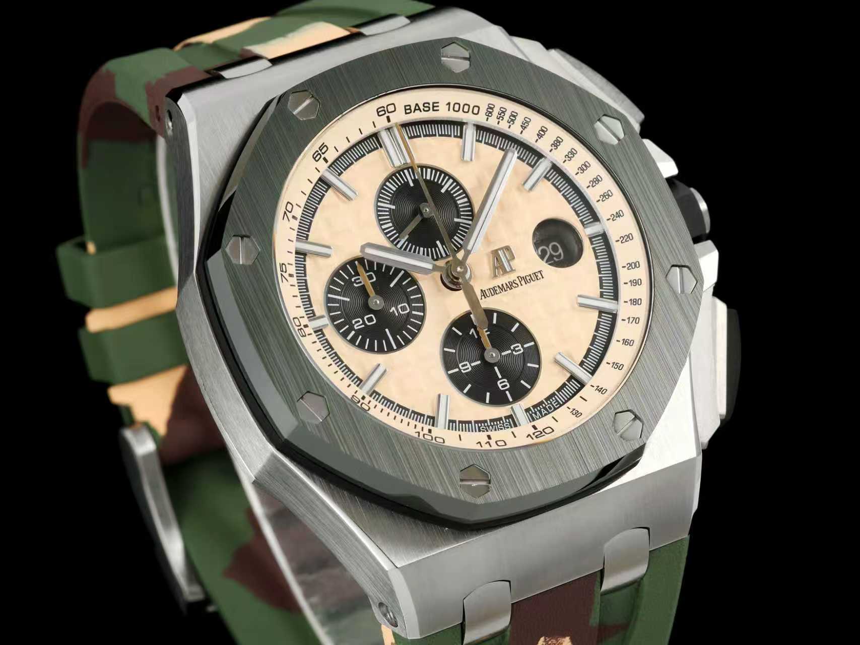 AUDEMARS PIGUET オーデマ・ピゲ メンズ 腕時計 自動巻き クォーツ オフショア ミリタリー カモフラージュ - 画像 2