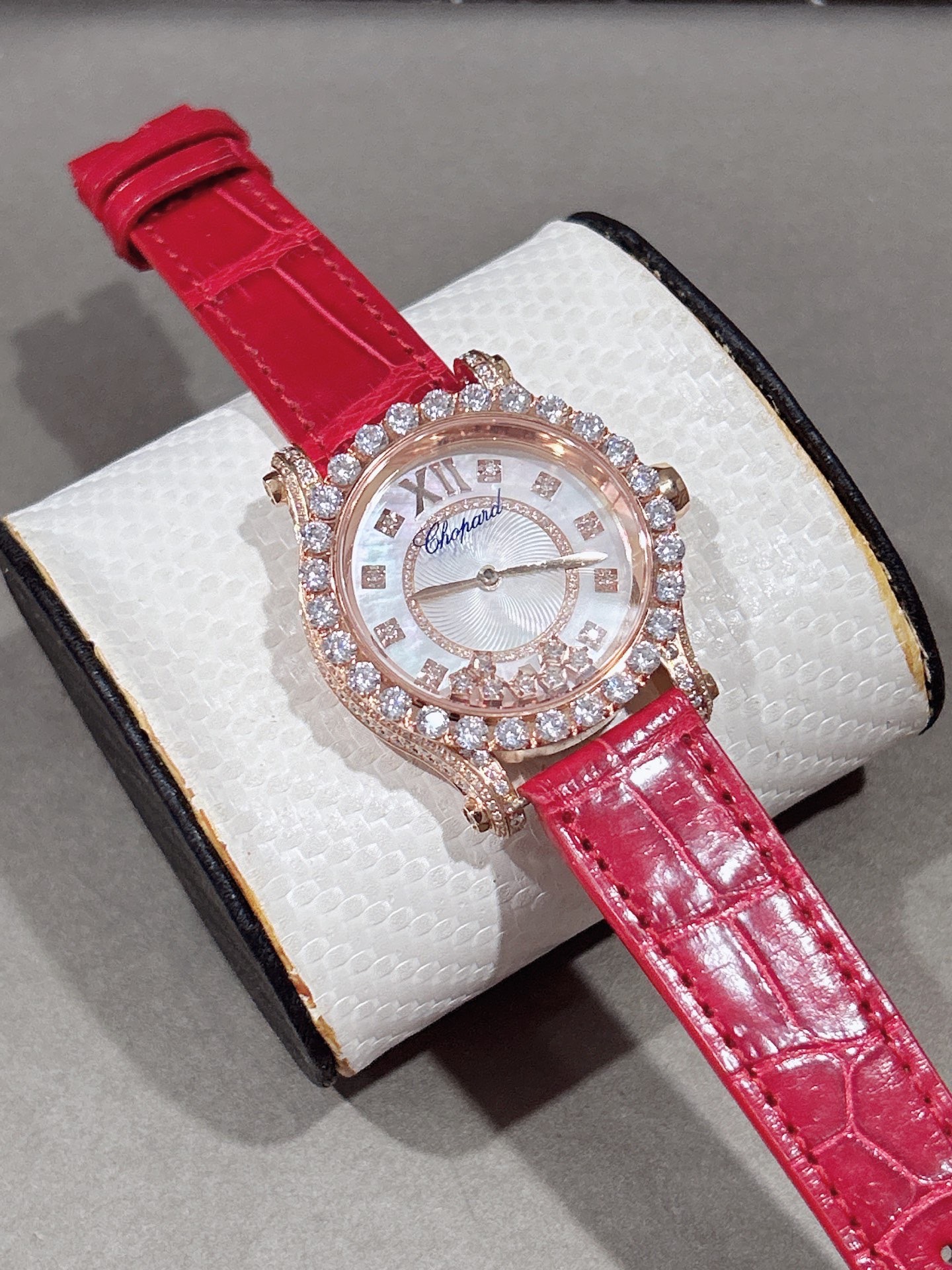 CHANEL シャネル ファインジュエリーウォッチ レディース 9015機械式 ダイヤモンド ホワイト ブラック レッド グリーン ピンク ブルー - 画像 9