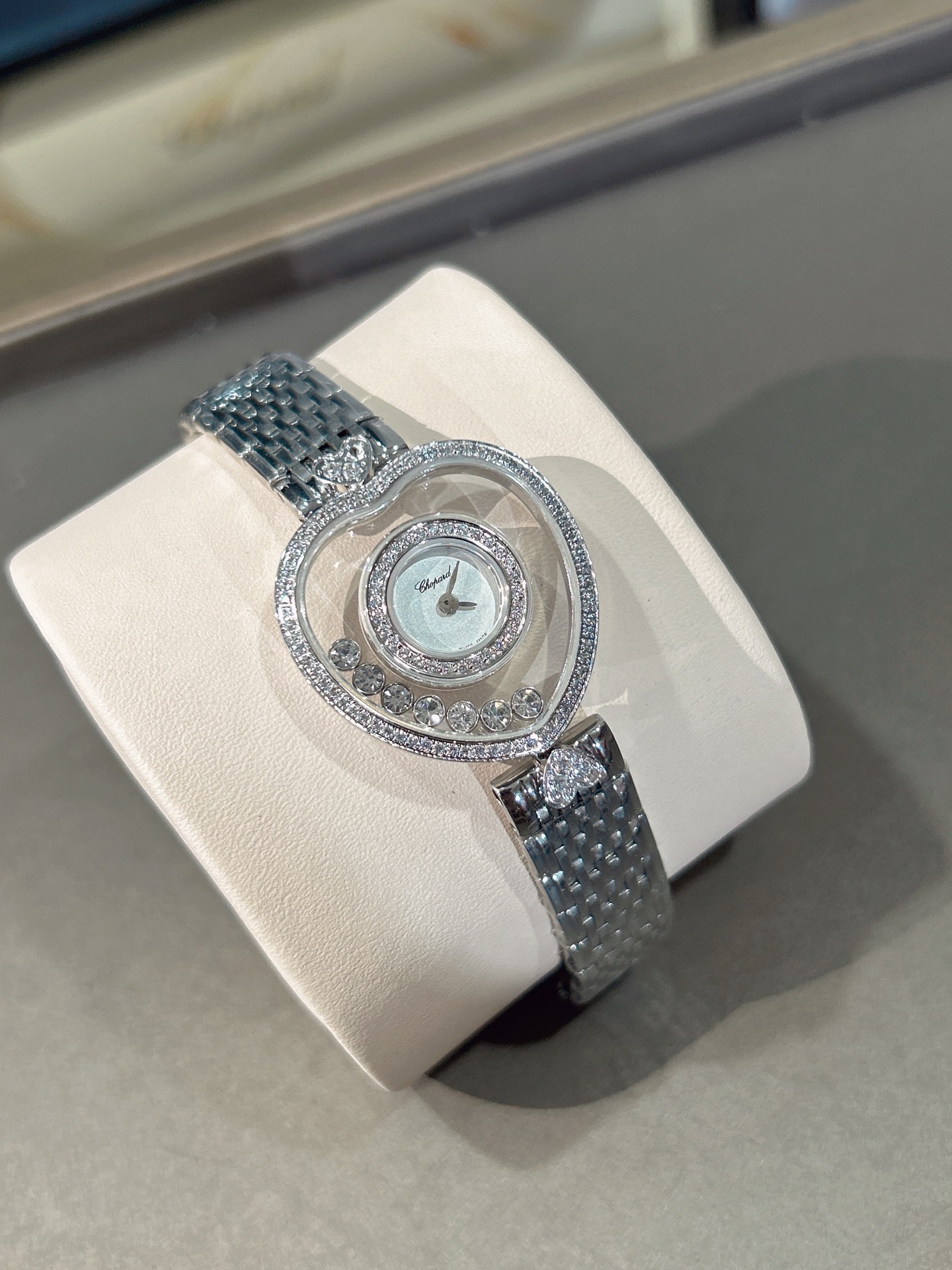 CHOPARD ショパード ハッピーダイヤモンド 腕時計 レディース 心形 ダイヤ フリー回転 26mm 全2色 - 画像 6