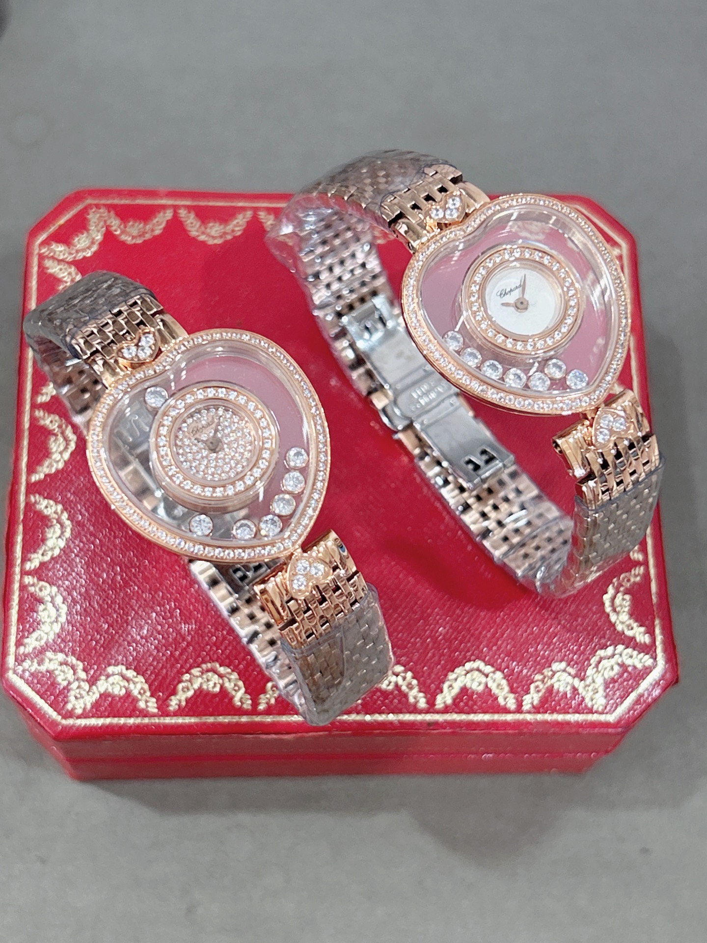 CHOPARD ショパード ハッピーダイヤモンド 腕時計 レディース 心形 ダイヤ フリー回転 26mm 全2色 - 画像 9