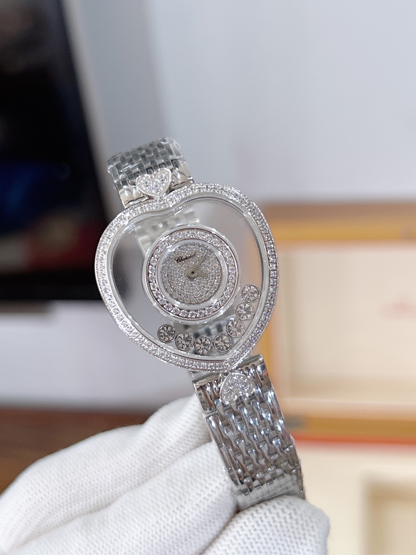 CHANEL シャネル ハッピーダイヤモンド 腕時計 レディース ハート型 26mm プラチナ ローズゴールド 全2色 - 画像 6