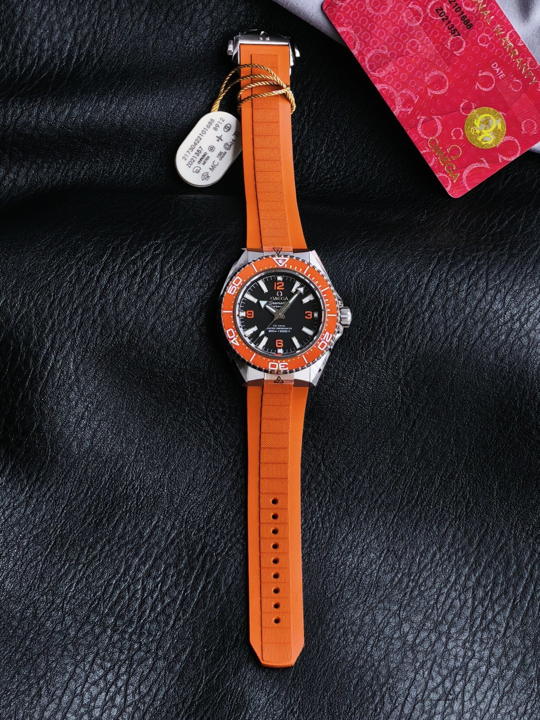OMEGA オメガ シーマスター 腕時計 メンズ 自動巻き 耐衝撃 600m ブラック オレンジ - 画像 1