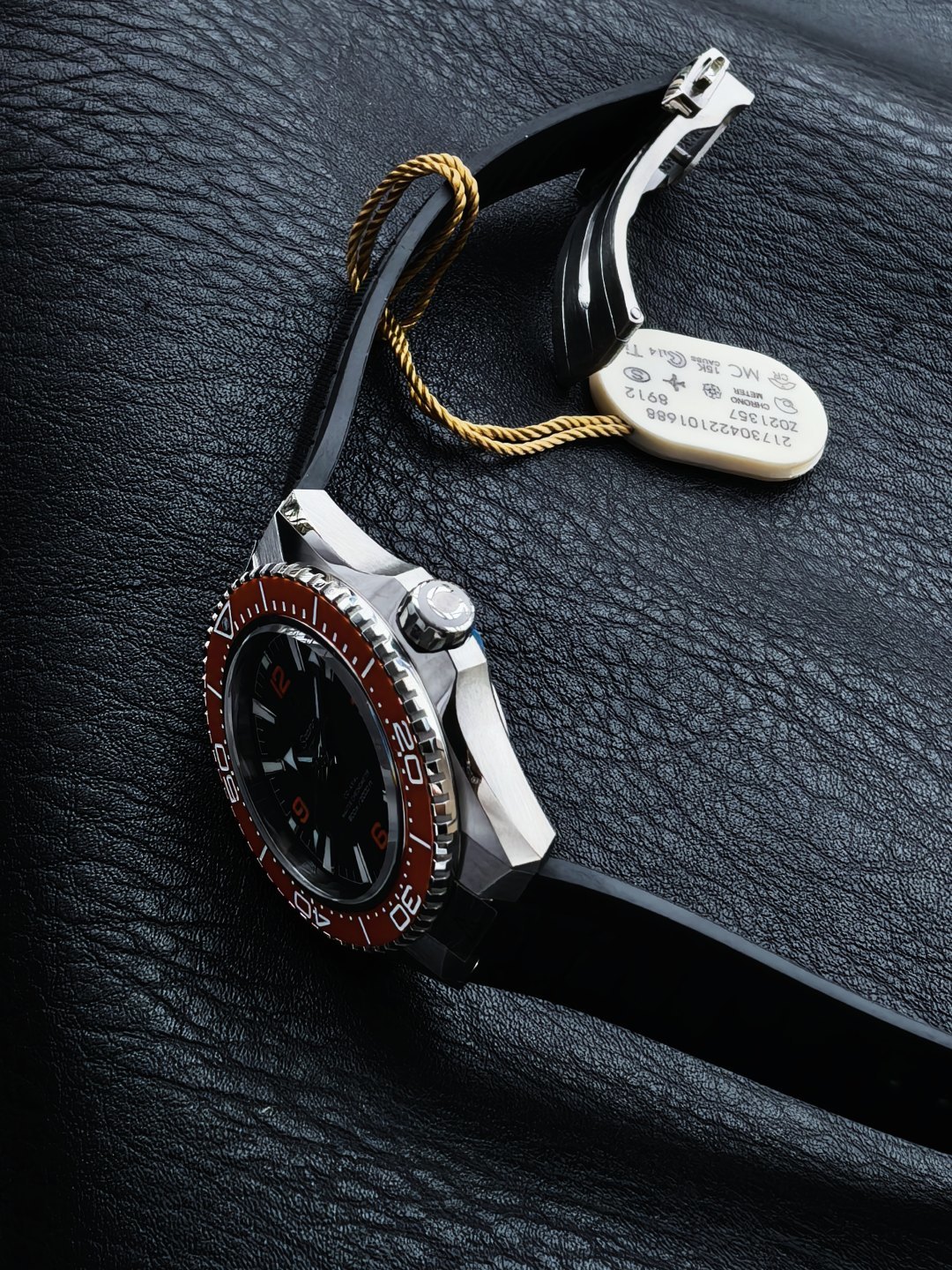 OMEGA オメガ シーマスター 腕時計 メンズ 自動巻き 機械式 42mm オレンジ ブラック - 画像 7