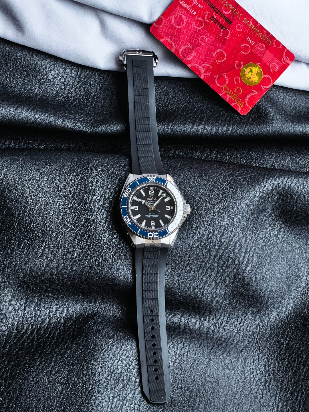 OMEGA オメガ シーマスター 腕時計 メンズ 自動巻き 機械式 42mm ブルーベゼル ブラック