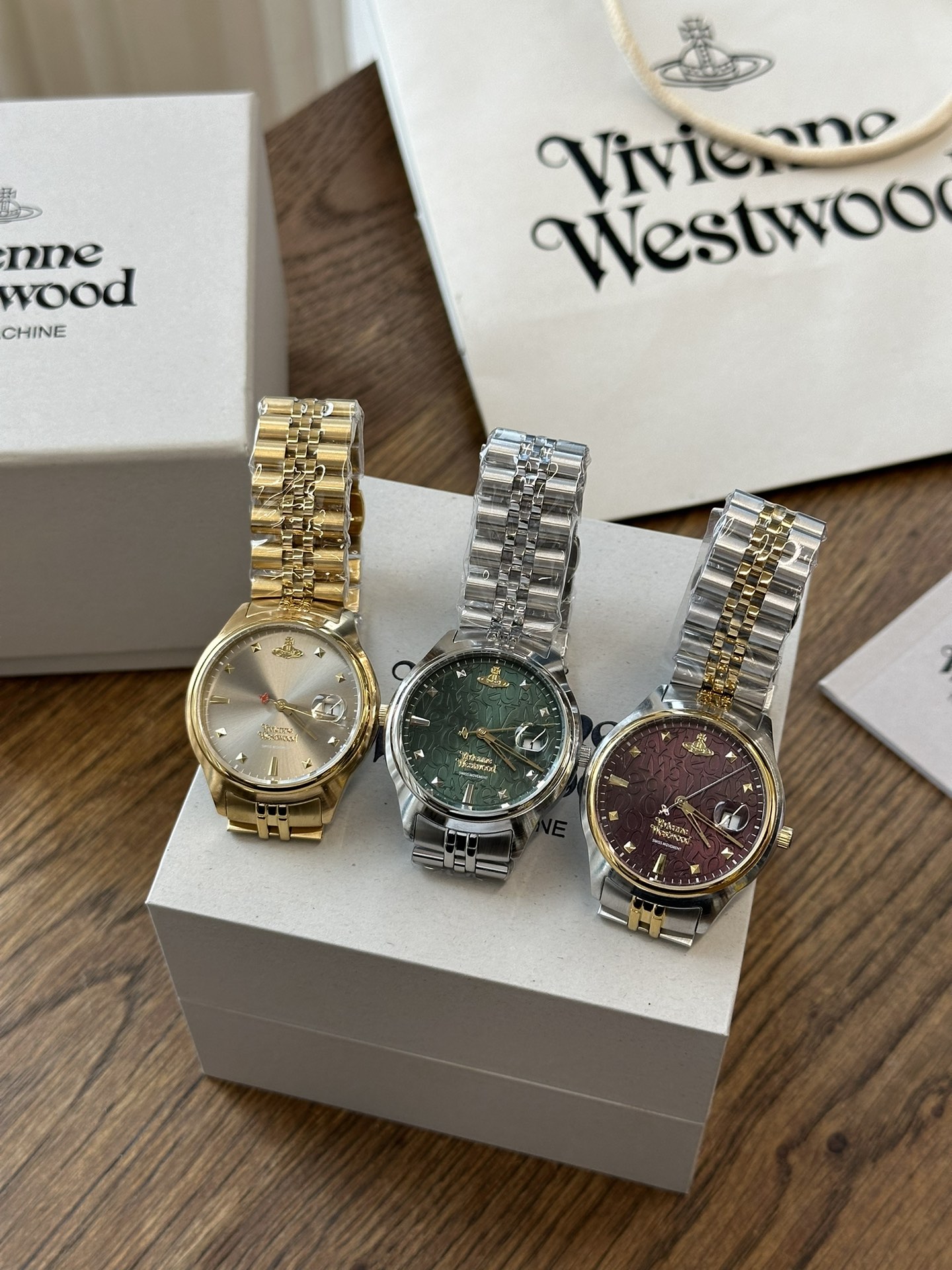 Vivienne Westwood ヴィヴィアンウエストウッド 腕時計 レディース シルバー ブラック ホワイト 37mm イギリス限定 - 画像 4