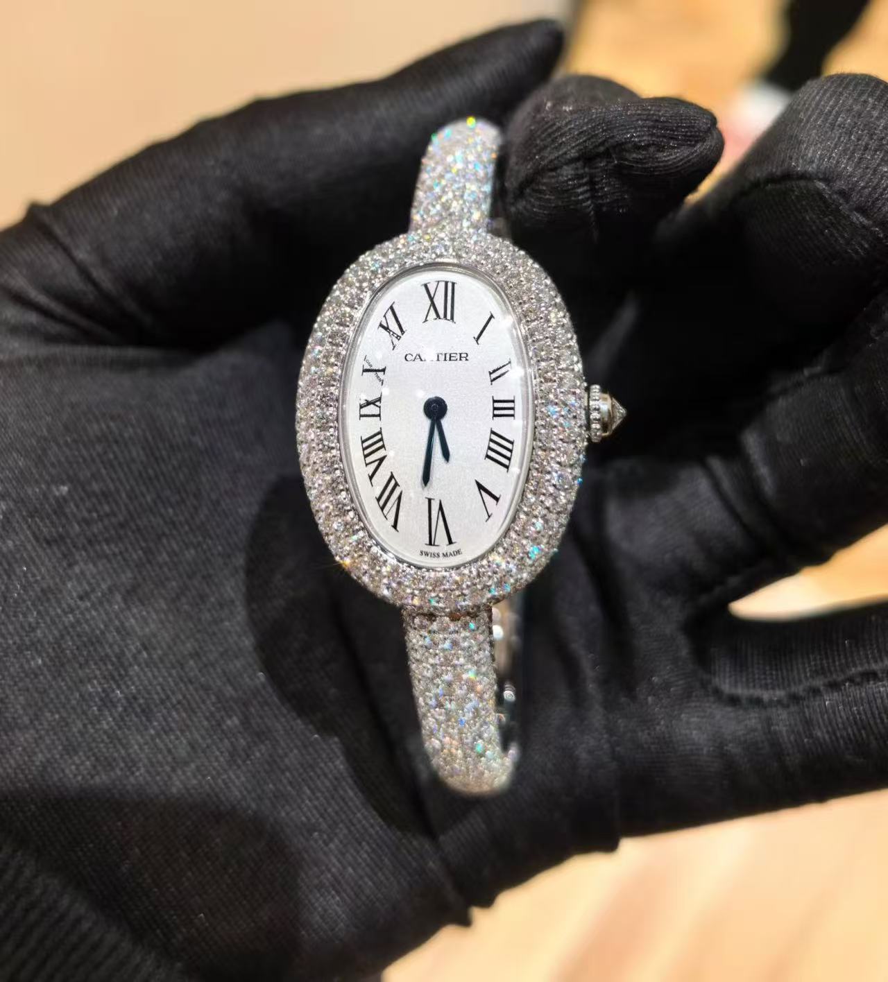 CARTIER カルティエ 浴缸シリーズ 腕時計 レディース ダイヤモンド ホワイトゴールド 全2色 - 画像 4