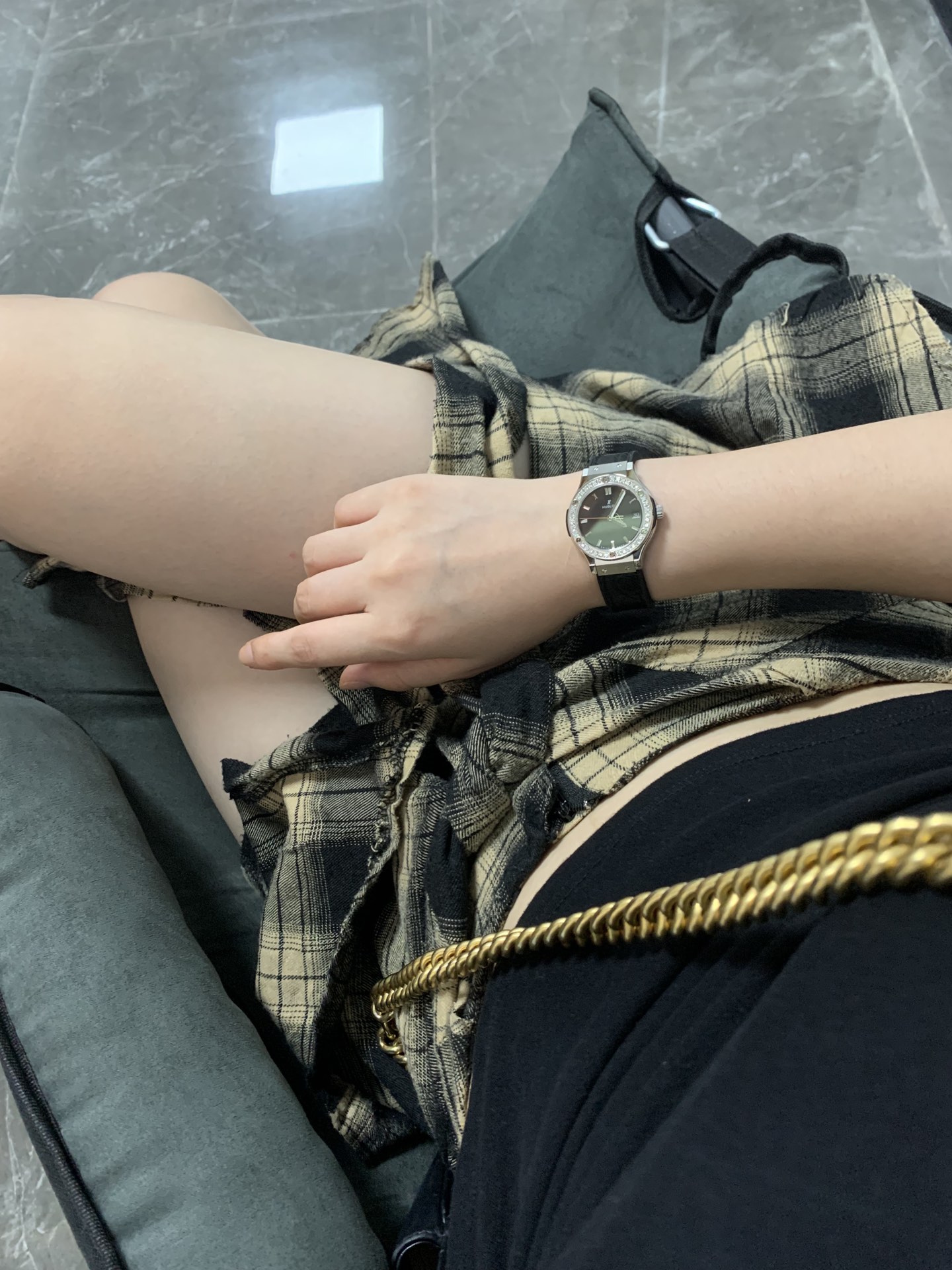 HUBLOT ハブロット 腕時計 レディース シースルーベルト 高級感 シルバー ブラック - 画像 5